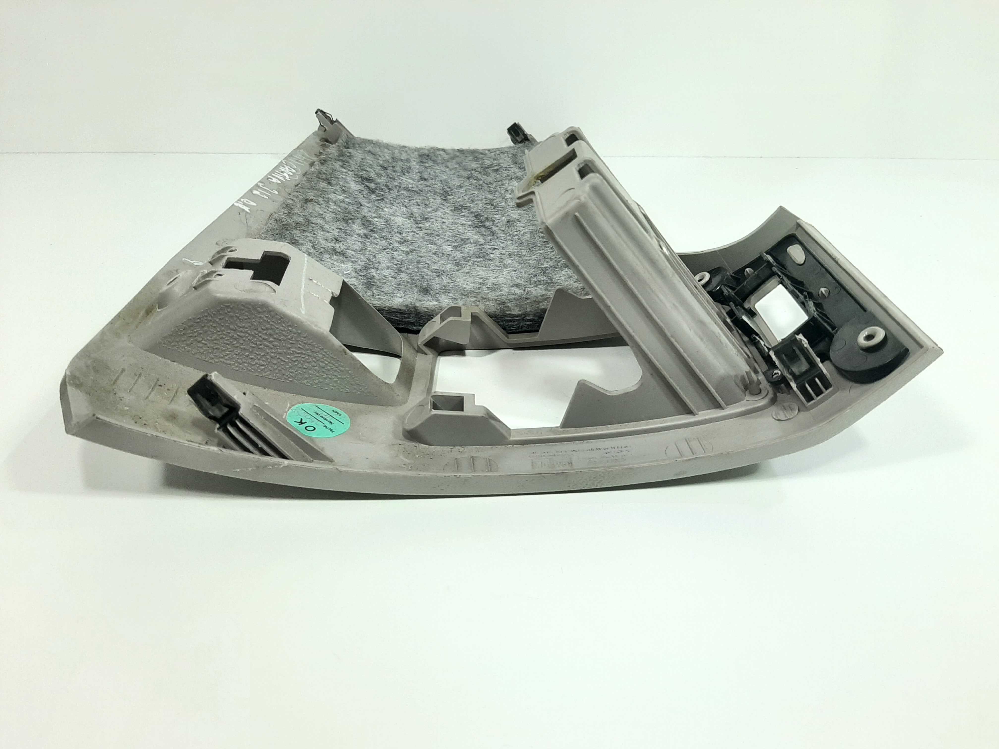 Moldura Inferior Volante Gm Captiva 2008 2009 2010 A 2016 7