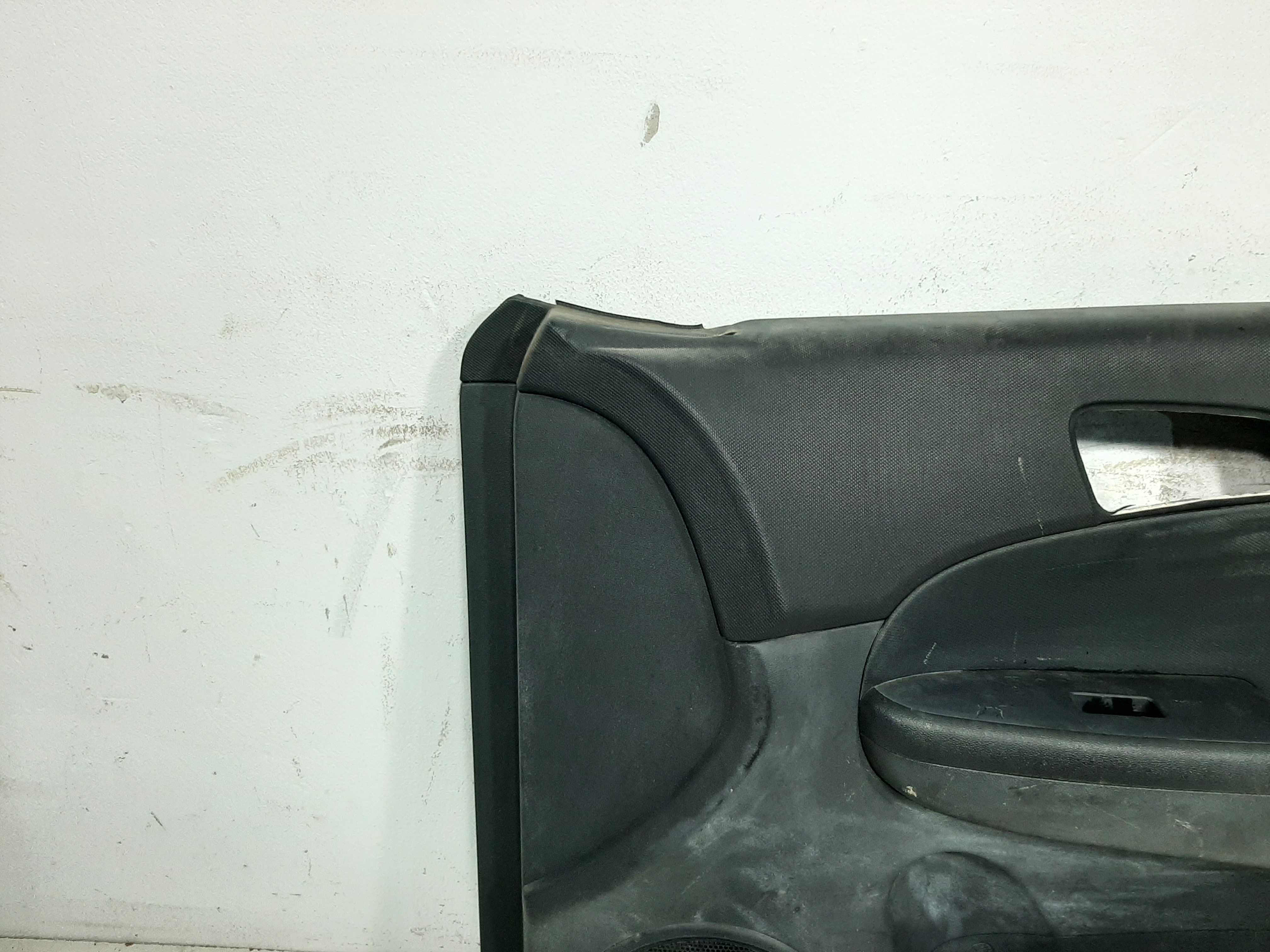 Forro Porta Dianteiro Direito Hyundai I30 2008 2009  A 2012 10