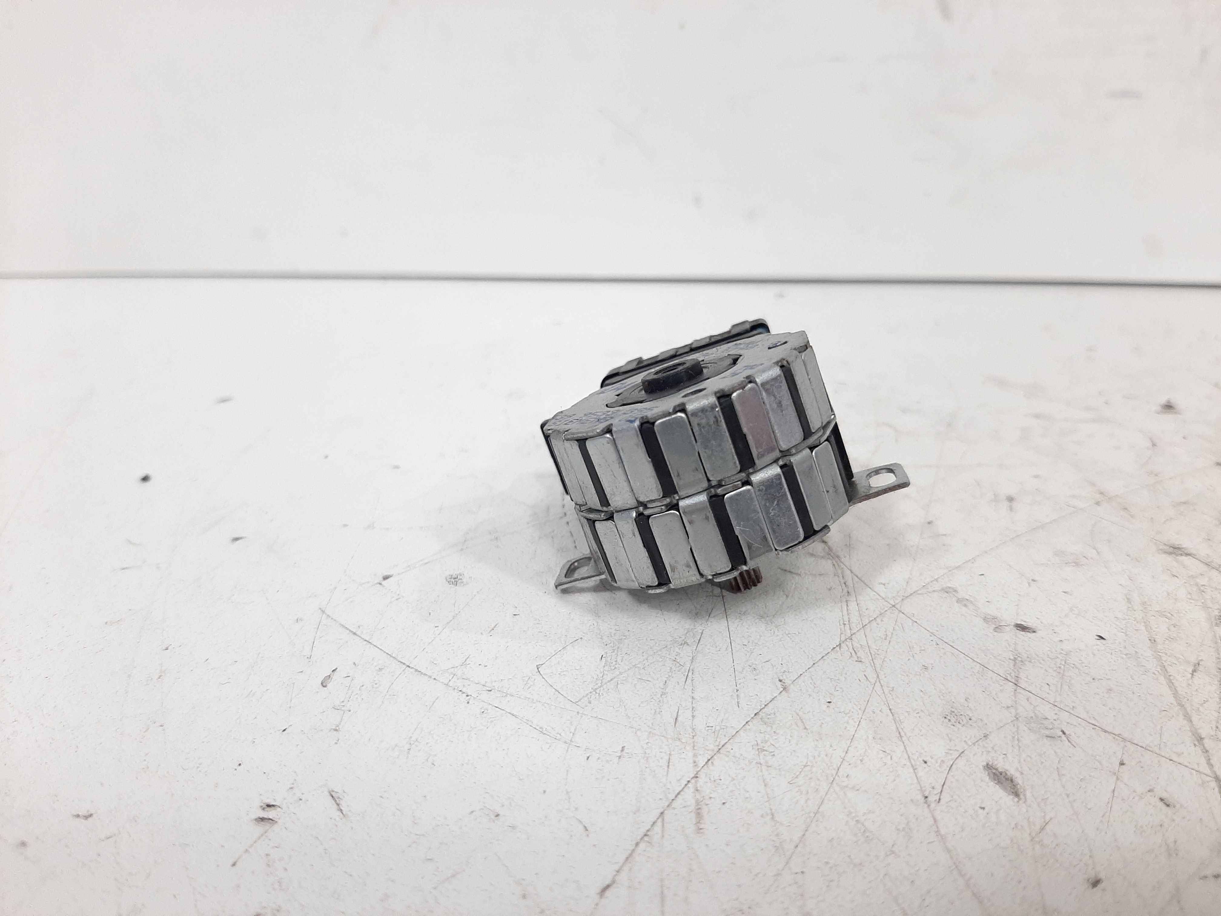 Atuador Caixa De Ar Bmw 528i 540i E39 Cod: 83637989 5