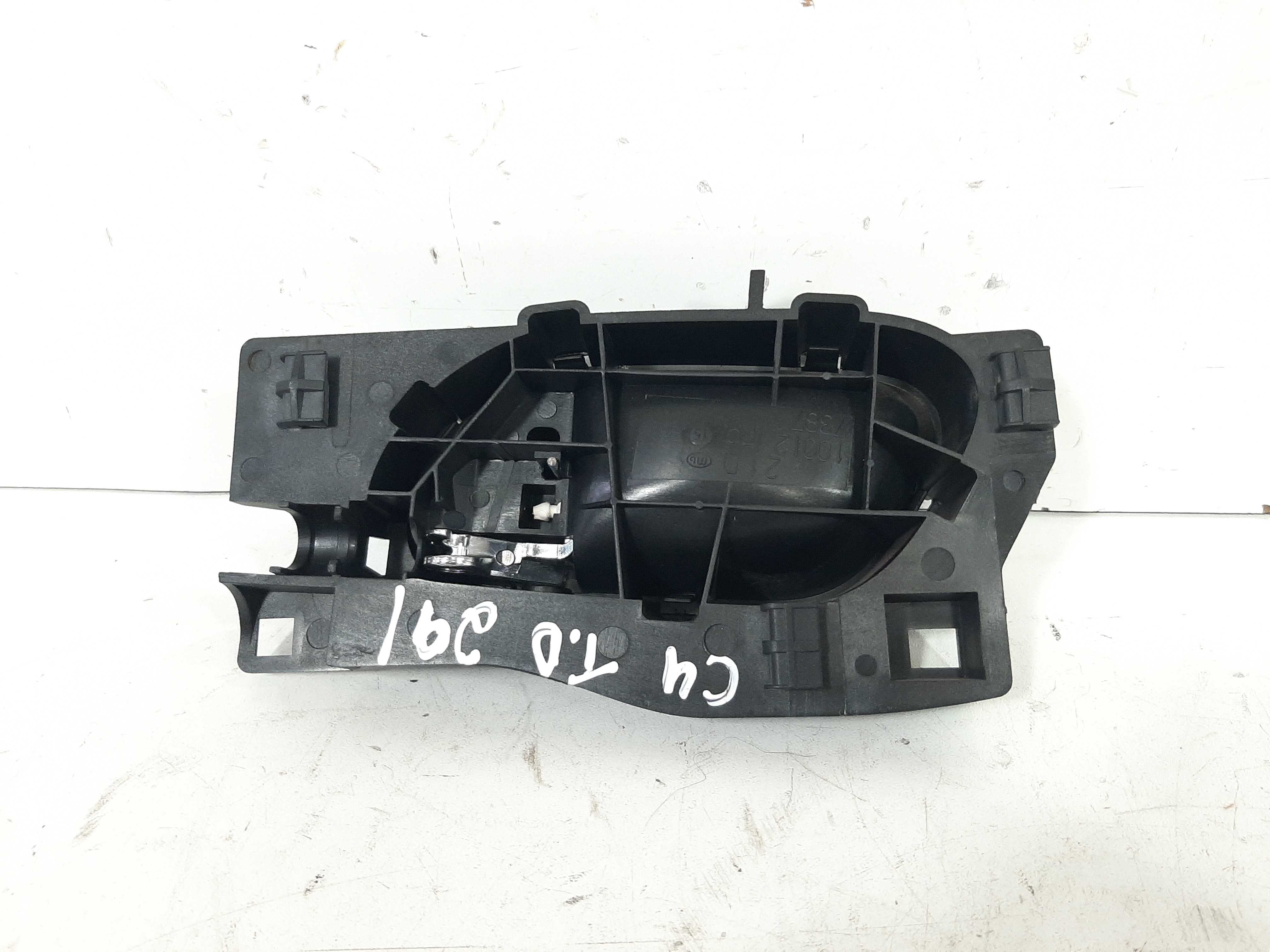 Maçaneta Interna Traseira Direita Citroen C4 07 A 2013 5