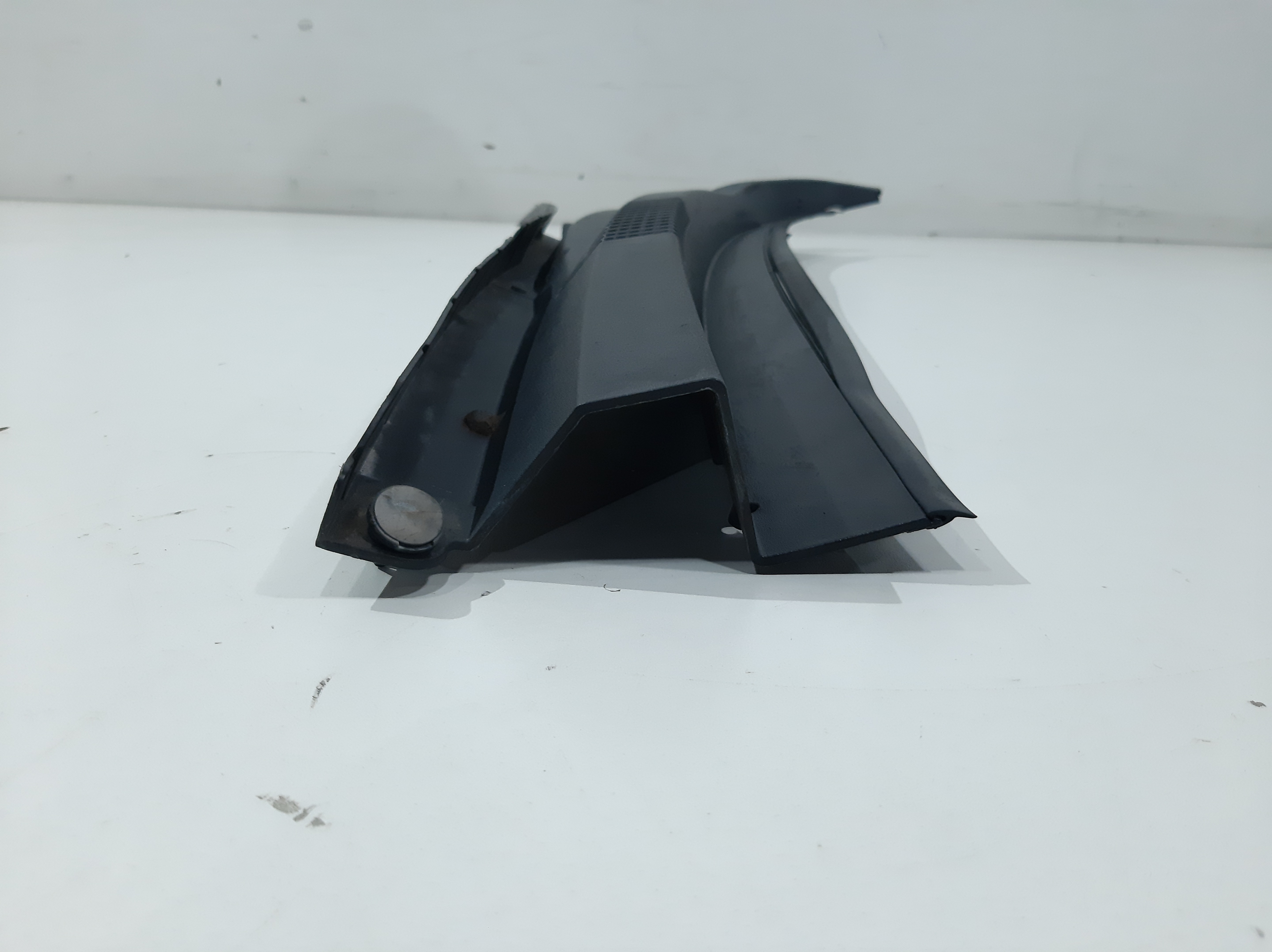 Acabamento Churrasqueira Direita Chevrolet Cruze 2012 A 2016