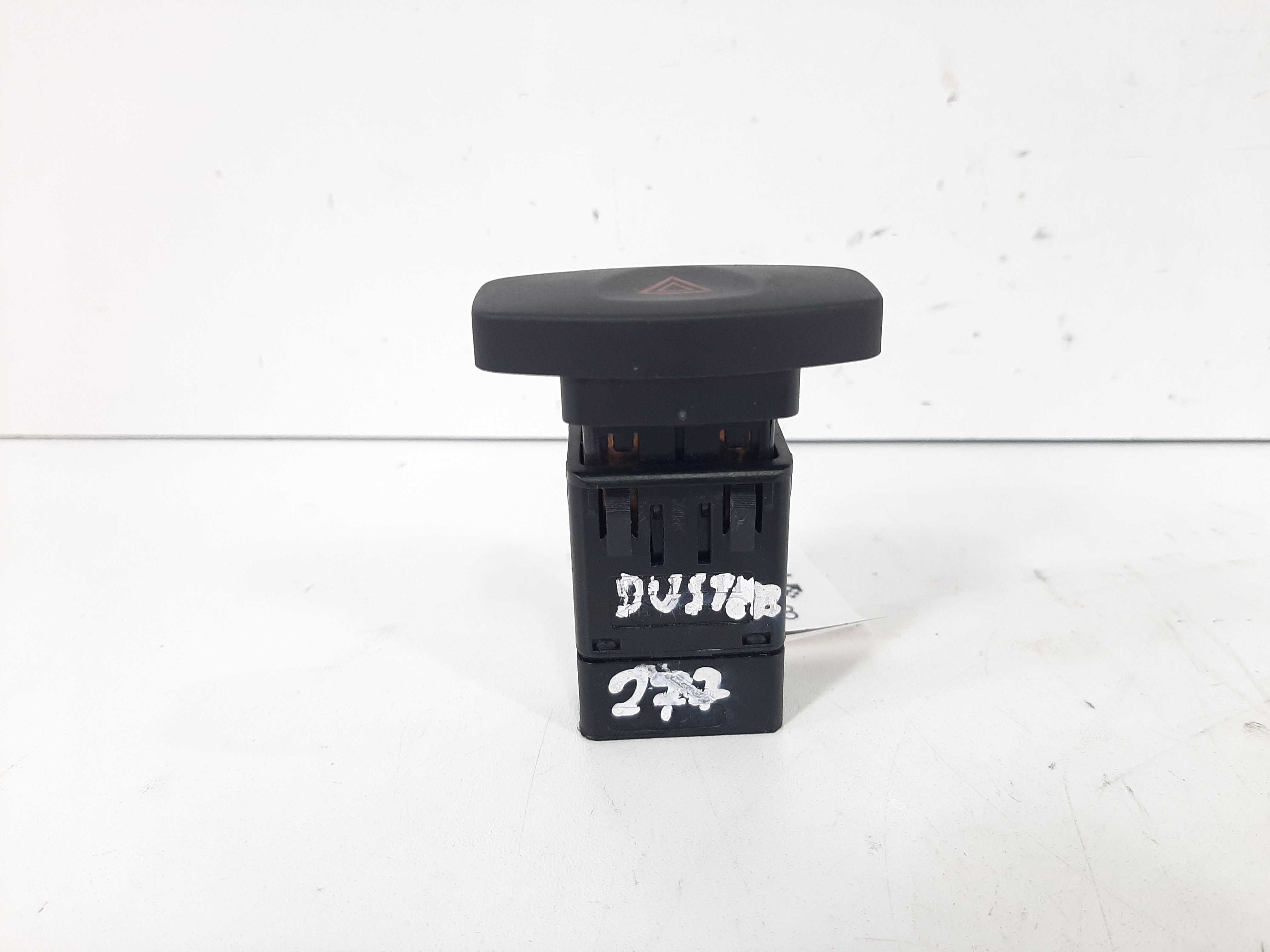 Botão Pisca Alerta Duster 2011 2012 2013 2014 2015 A 2018 3