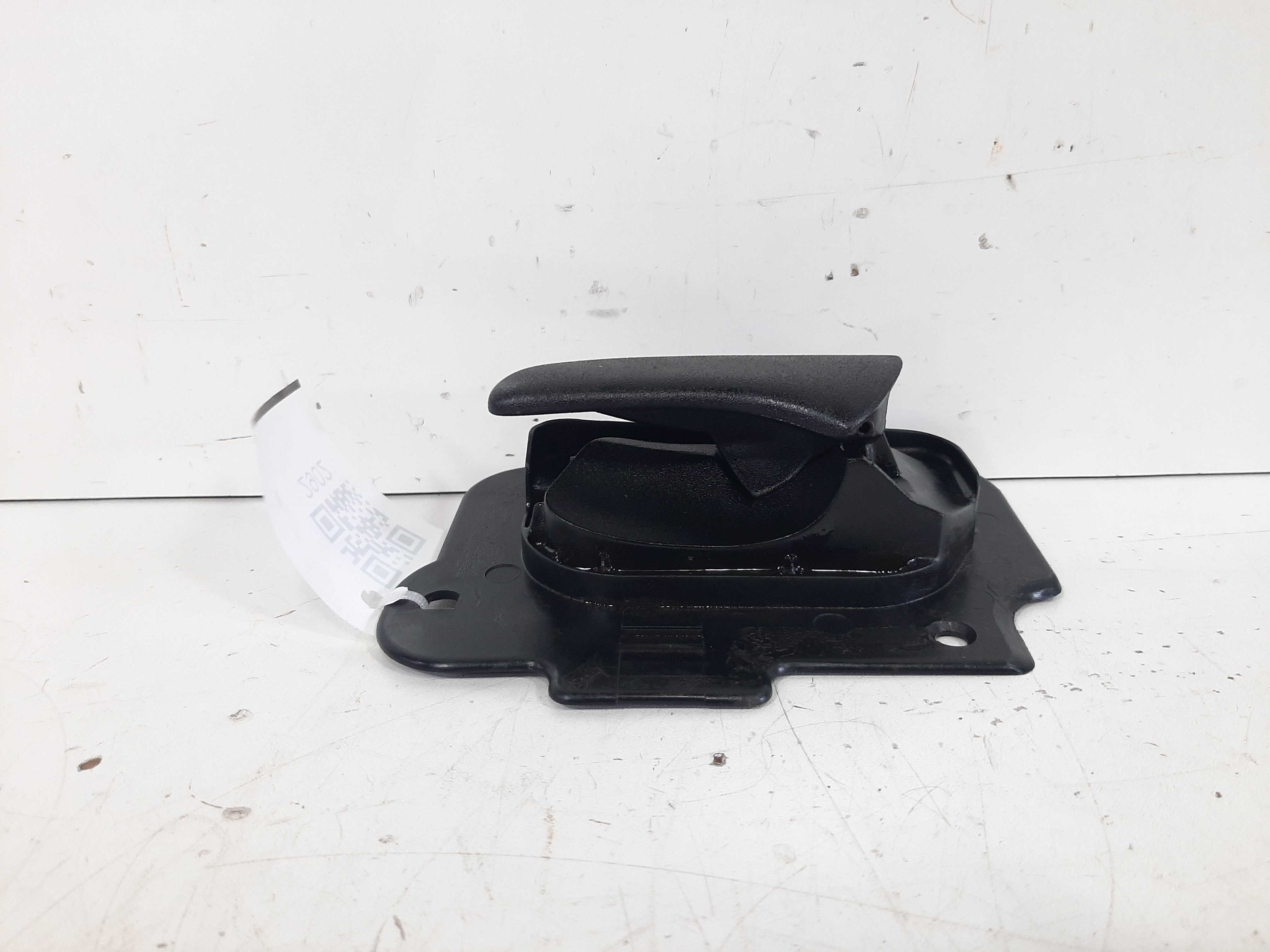 Maçaneta Interna Traseira Esquerda Vectra Gls 1997 A 2003 4