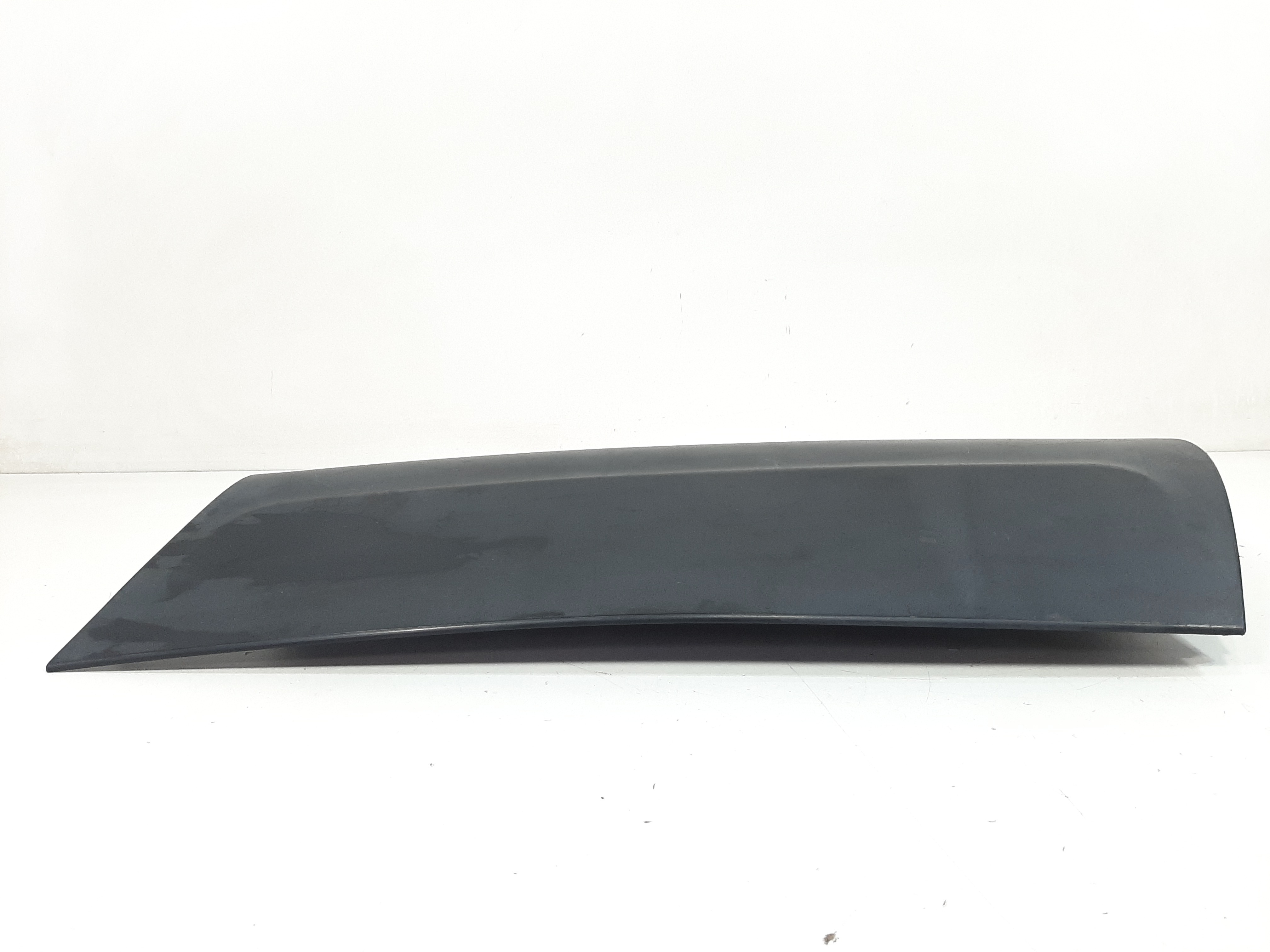 Moldura Coluna Traseira Esquerda Freelander 2 2007 A 2012 4