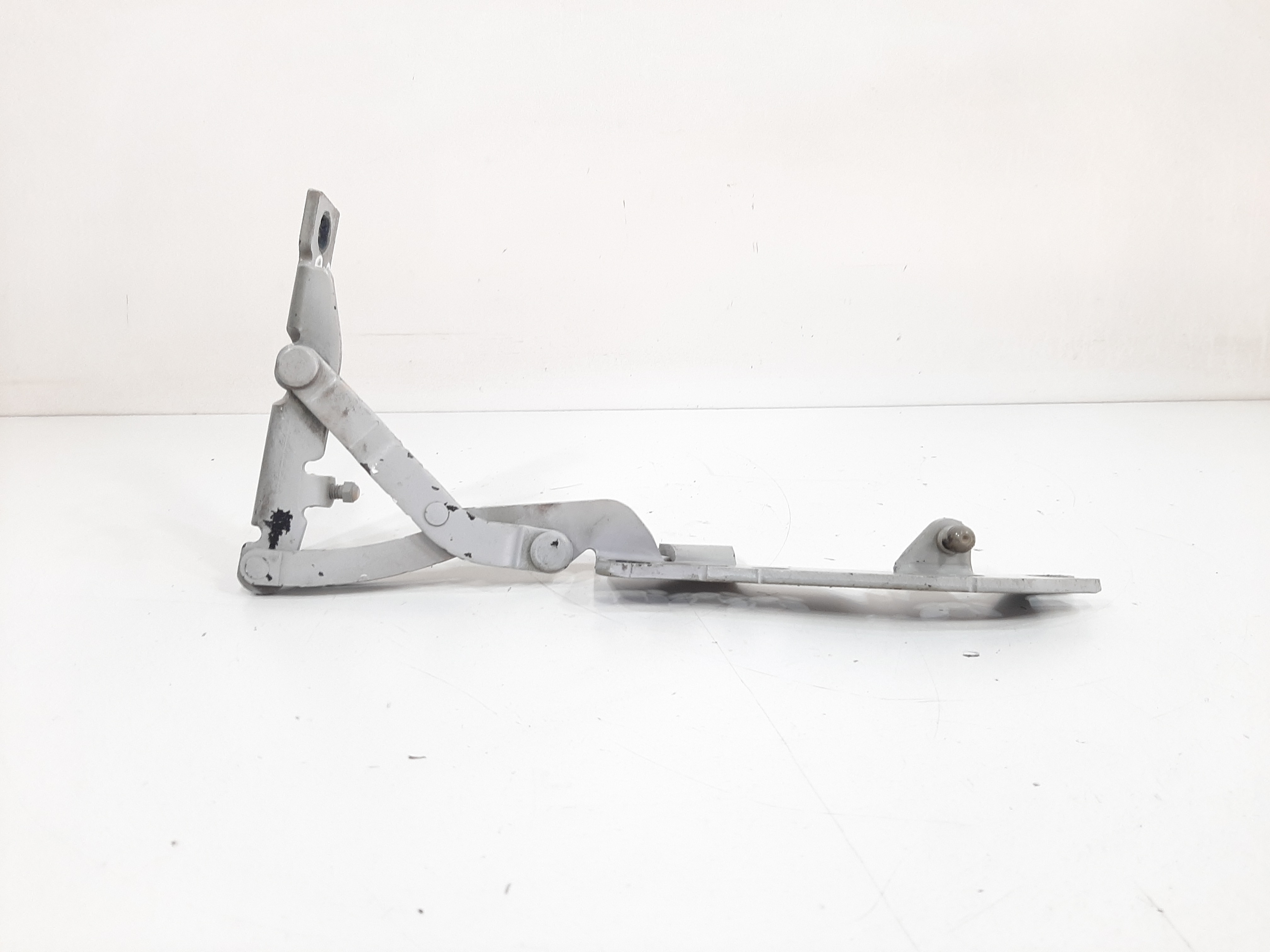 Dobradiça Dianteira Direita Capô Bmw X5 E53 1999 2000 A 2006 5
