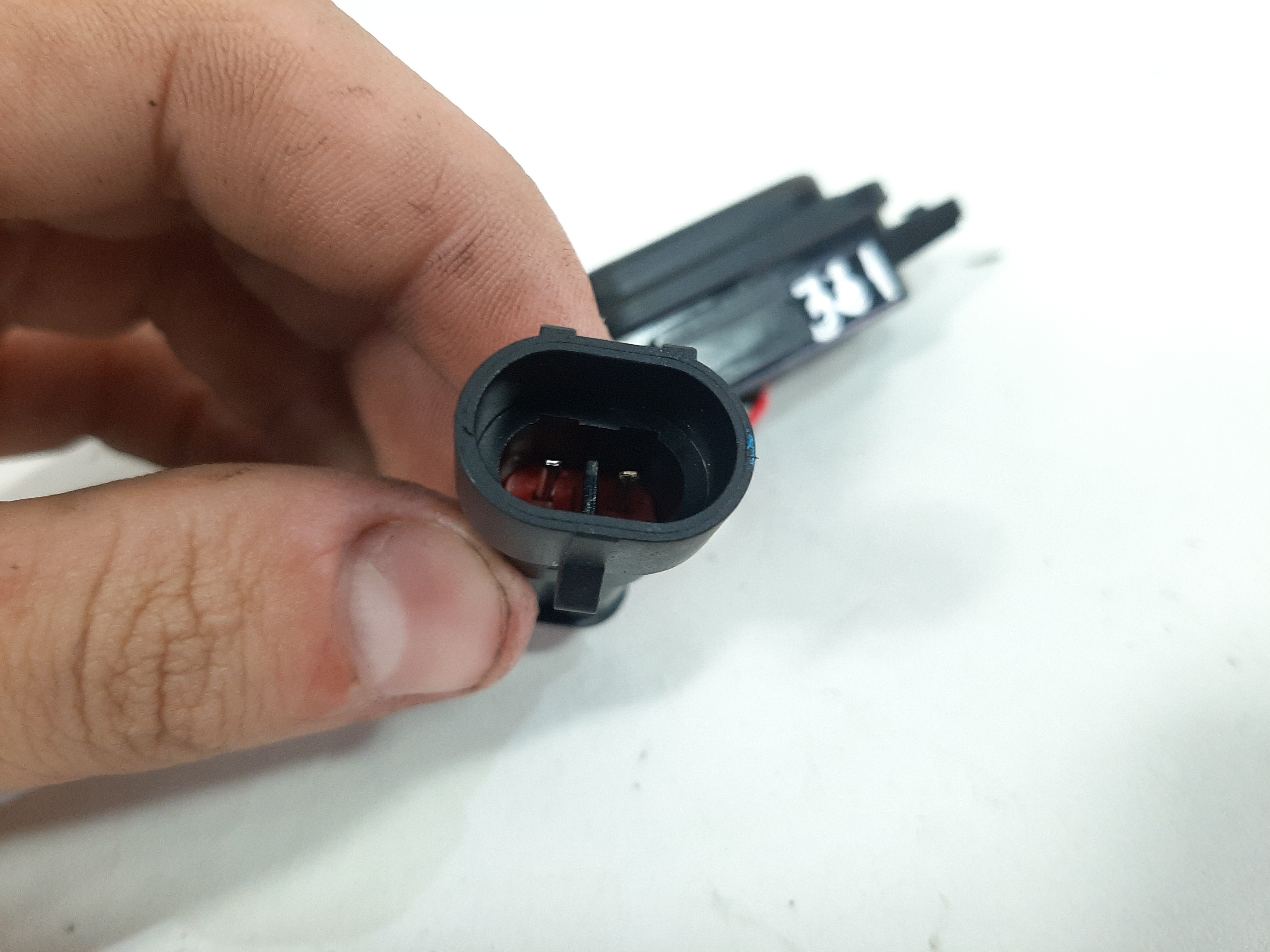 Botão Abertura Tampa Porta Malas Caoa Tiggo 8 2019 A 2022 7