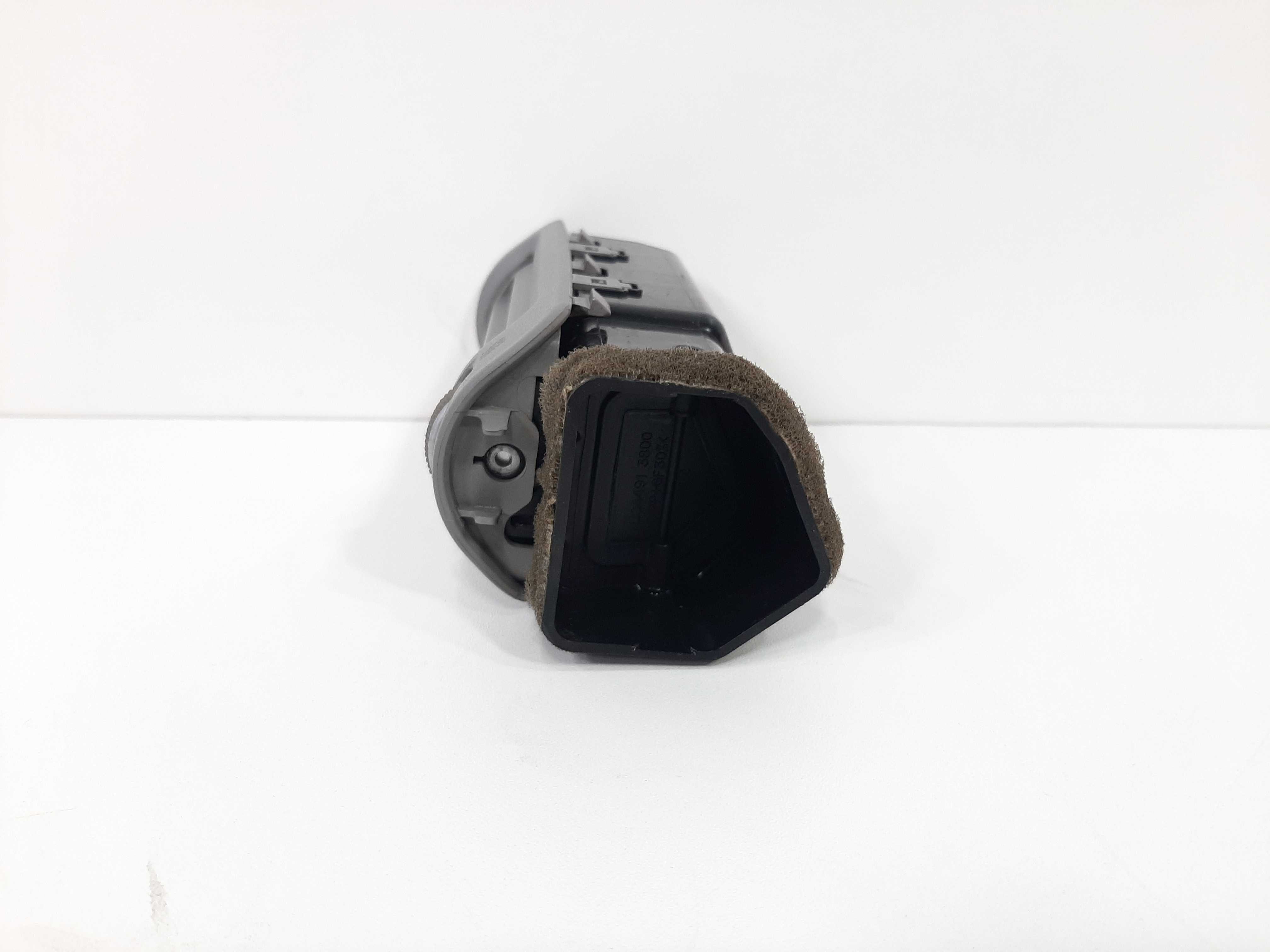 Difusor Ar Dianteiro Esquerdo Hyundai Santa Fé 2007 A 2012 3