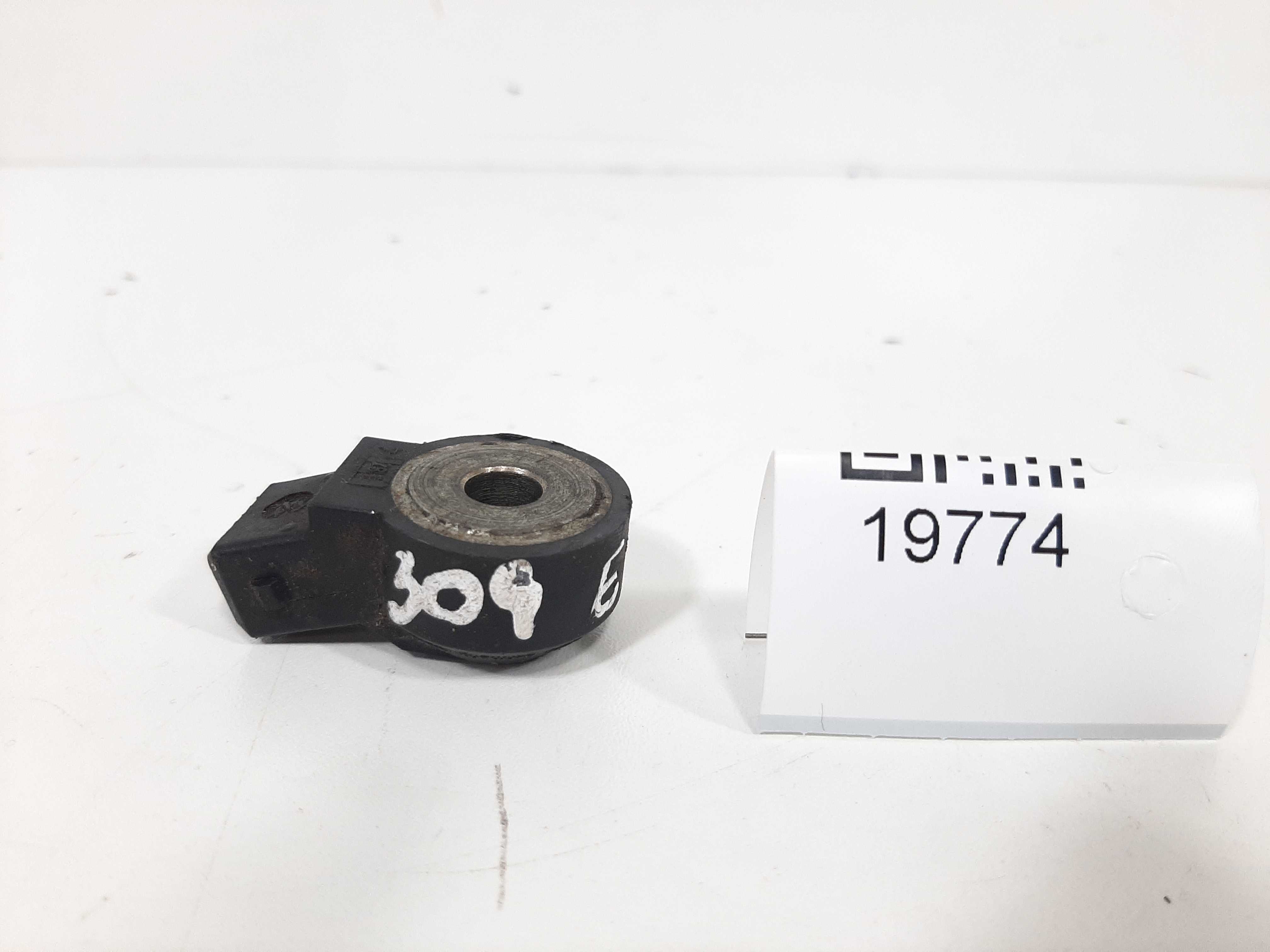 Sensor Detonação Mercedes E320 W210 3.2 24 V6 1998 A 2002 3