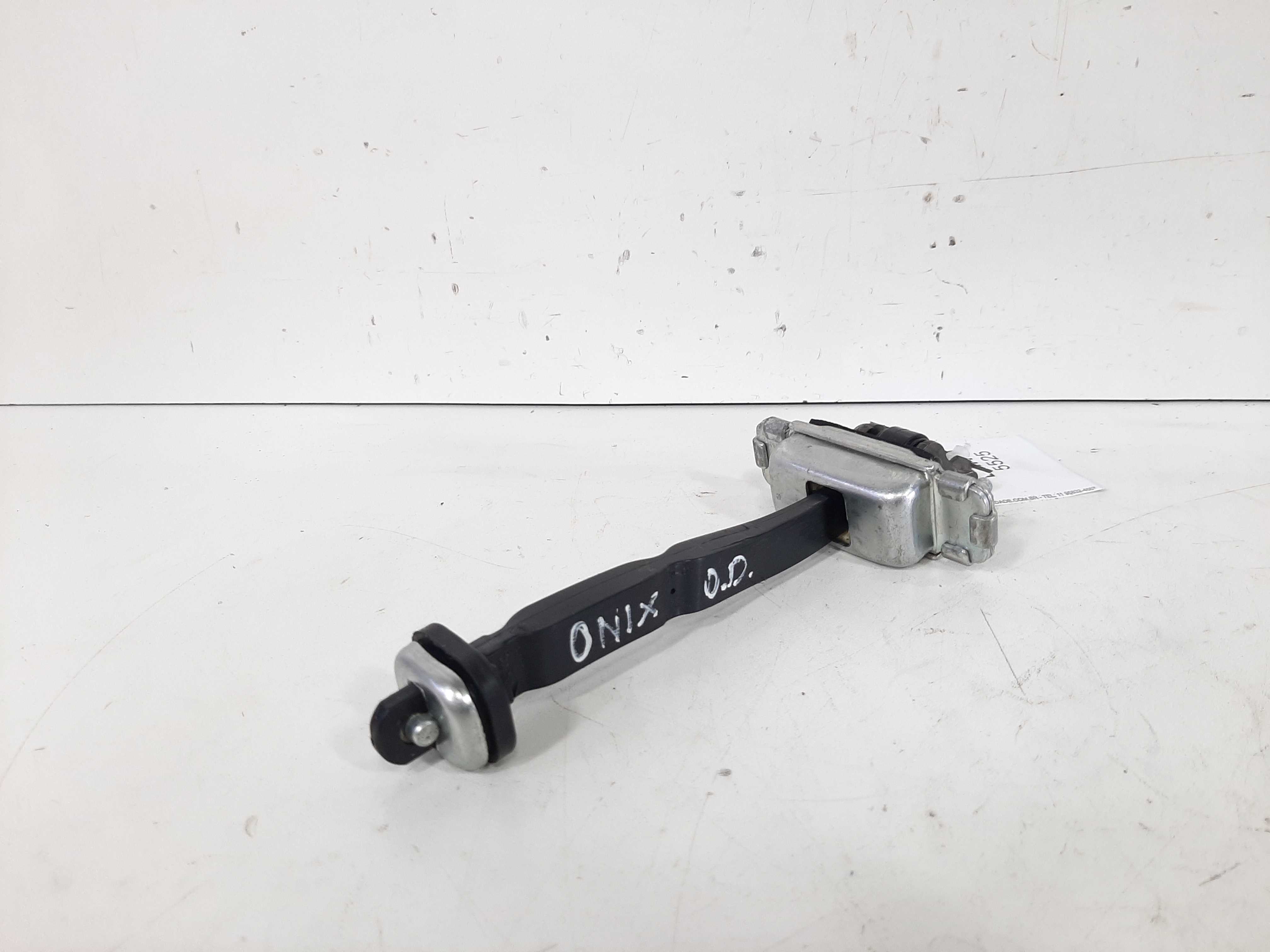 Limitador Porta Dianteira Direito Onix Prisma 2013 A 2018 2