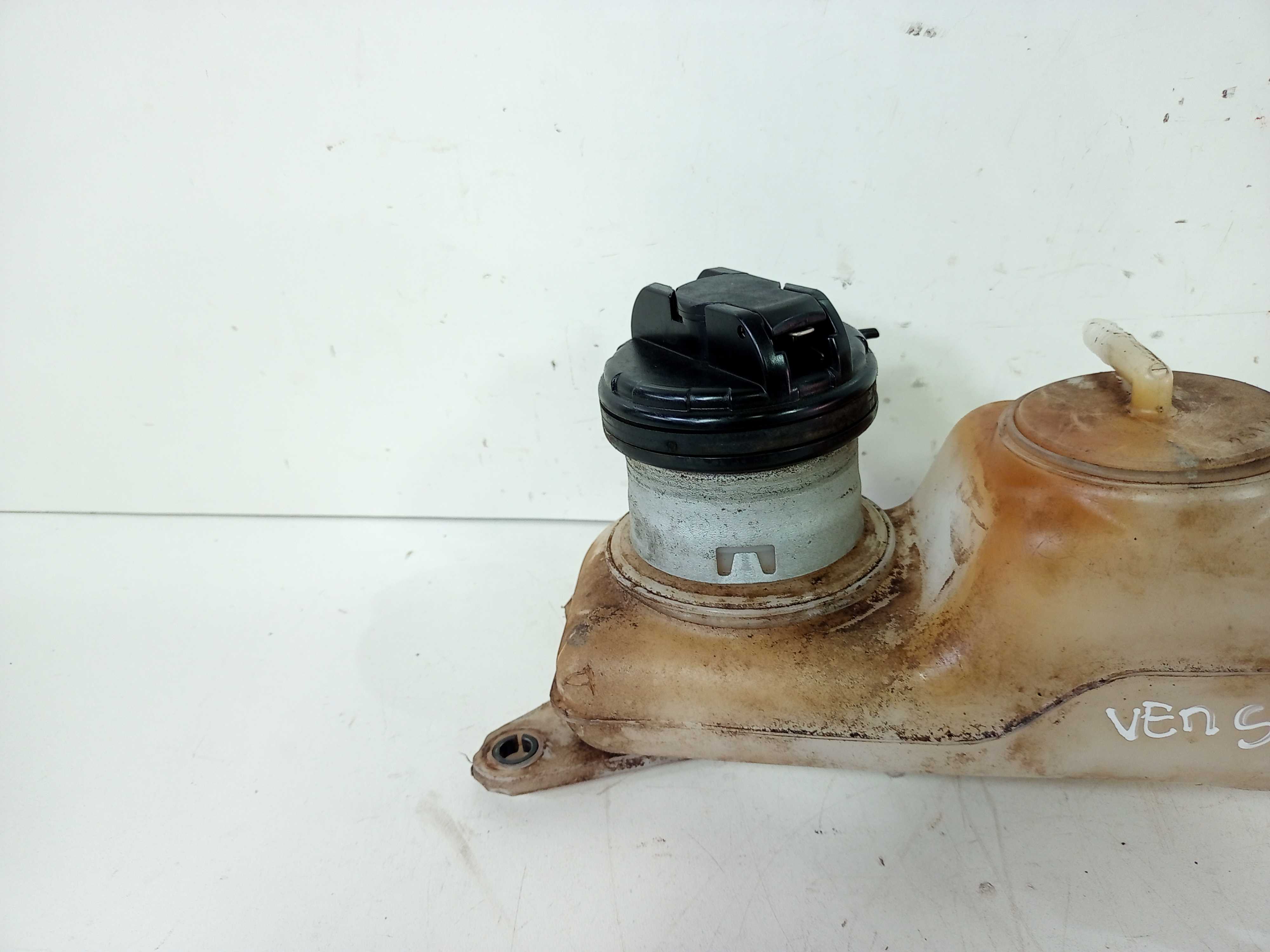 Reservatório Partida Fria Nissan Versa 2011 2012 2013 A 2017 3