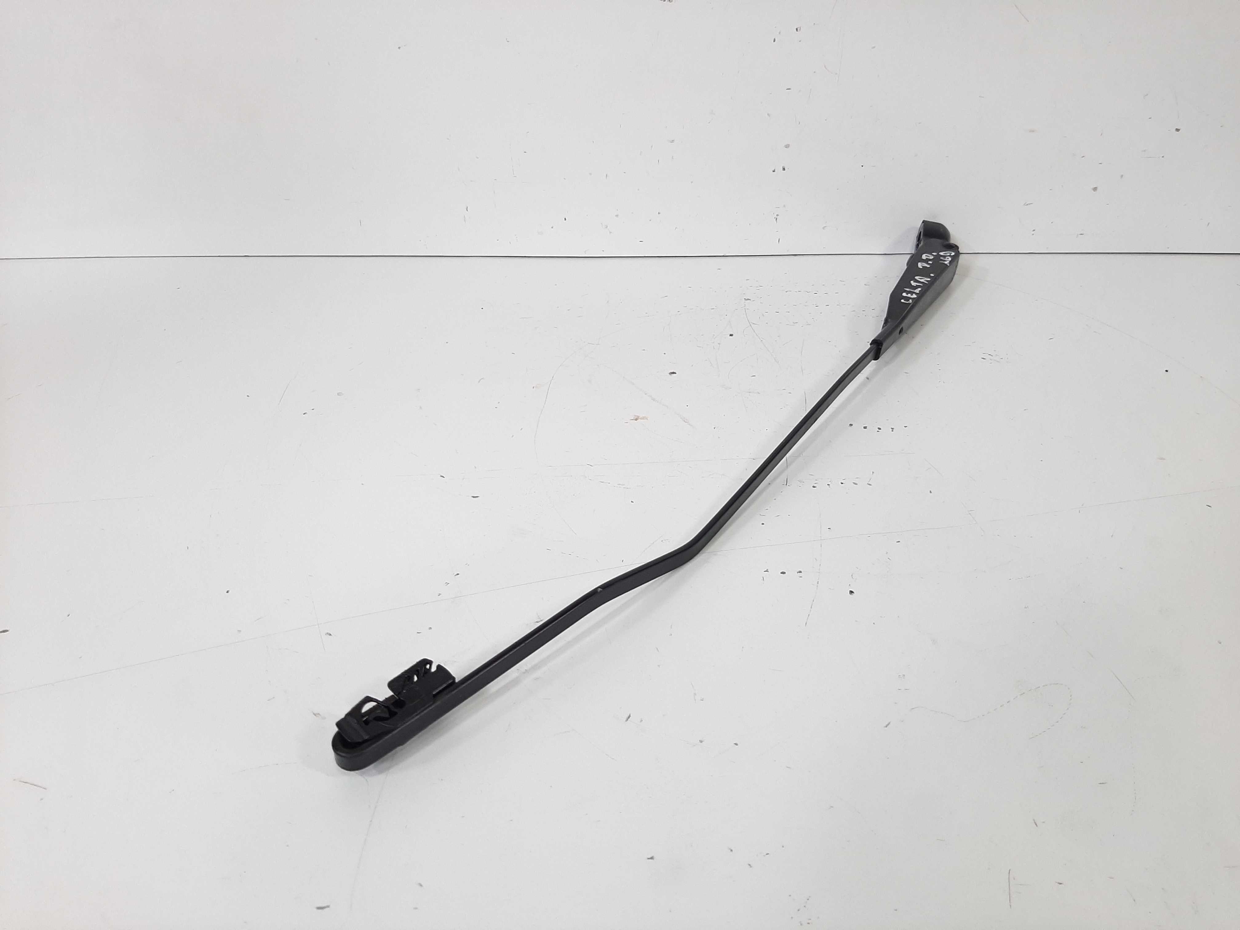 Braço Limpador Direito Parabrisa Gm Celta 2007 2008 A 2016 5