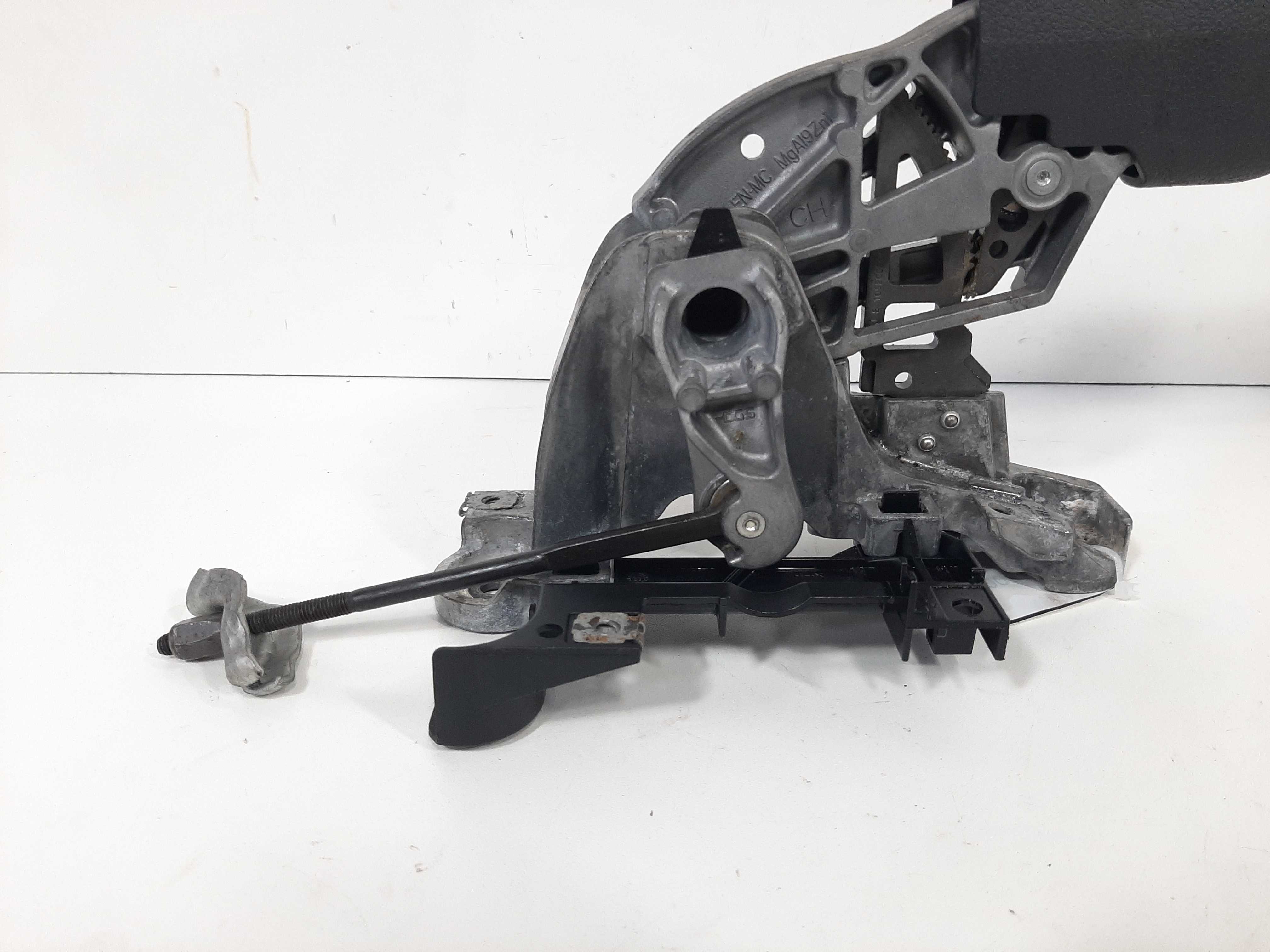 Alavanca Estacionamento Vw Jetta 2007 2008 2009 2010 A 2012 4