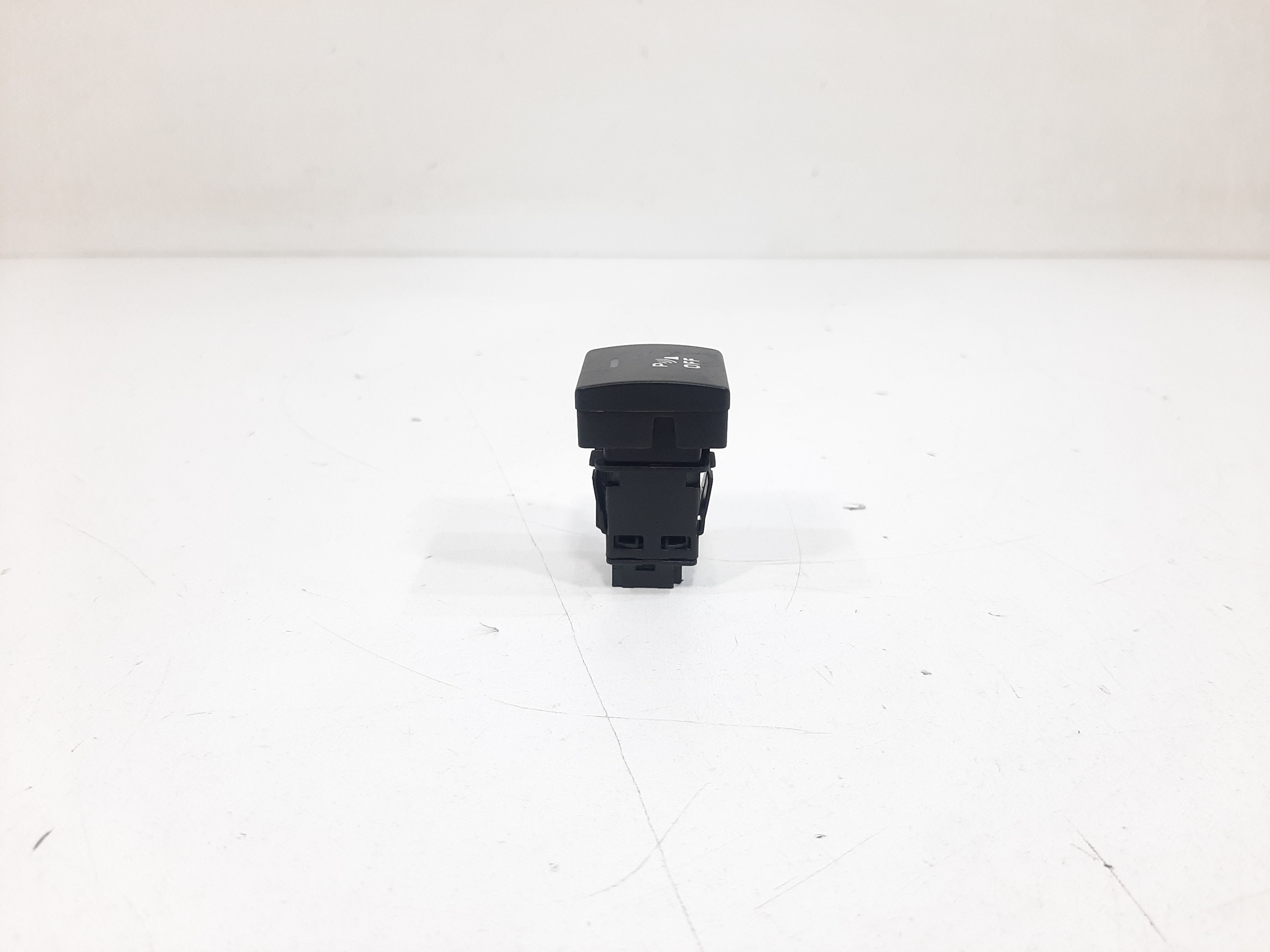 Botão Sensor Estacionamento Citroen C4 Pallas Hatch Picasso 4