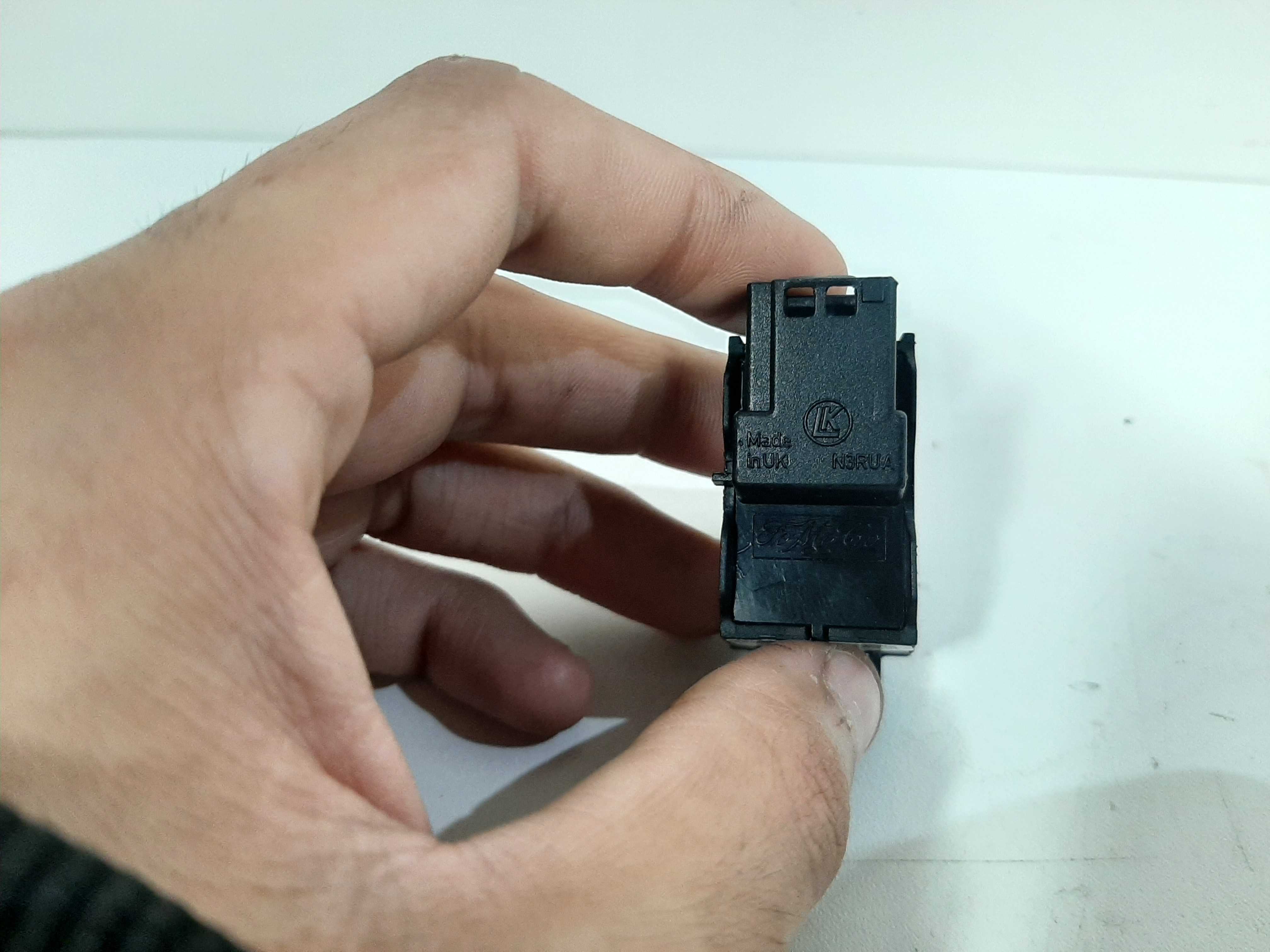 Botão Traseiro Esquerdo Vidro Elétrico Freelander 2 06 A 12 8
