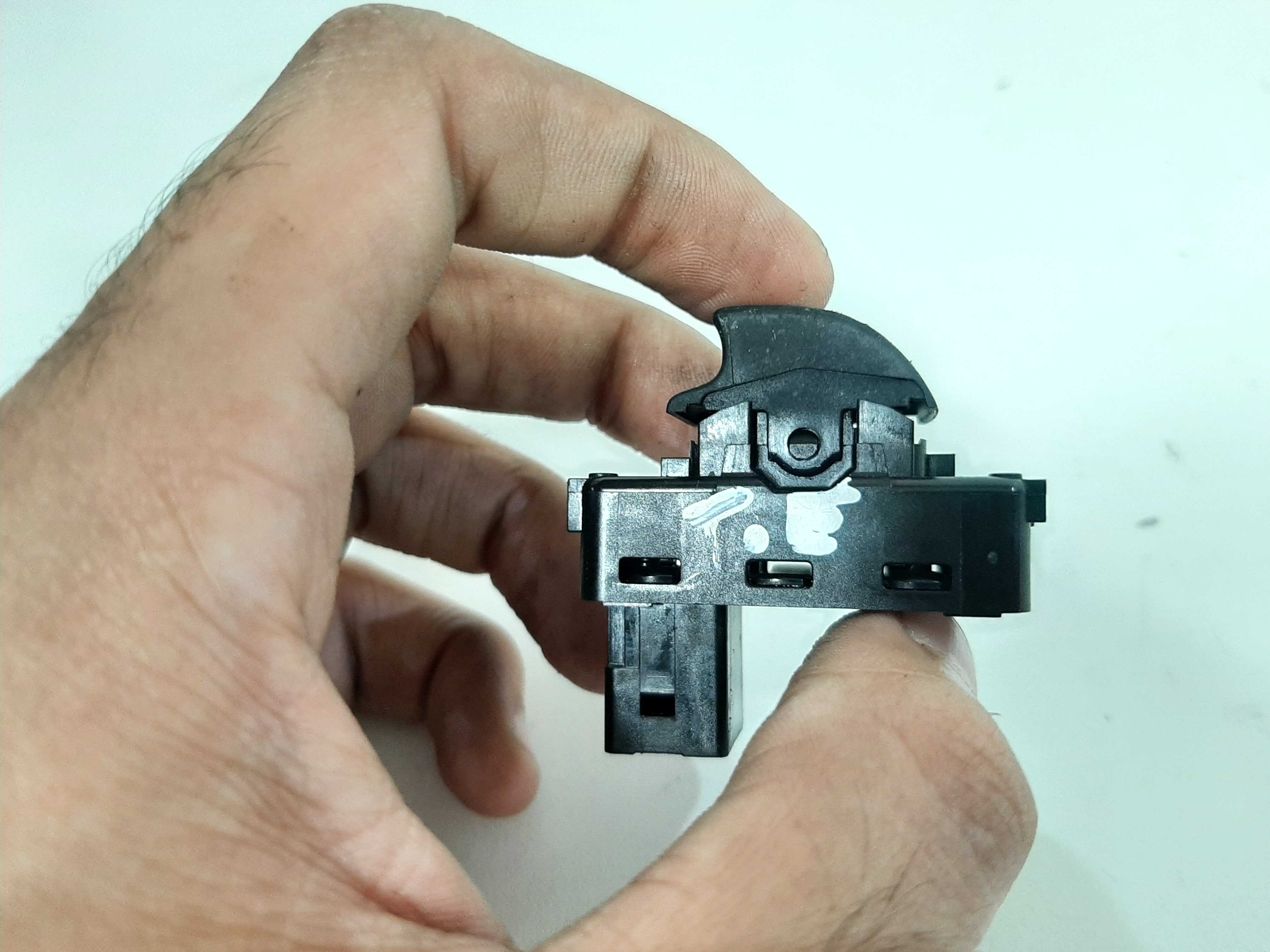 Botão Vidro Eletric Traseiro Esquerdo Citroen C4 2007 A 2013 2