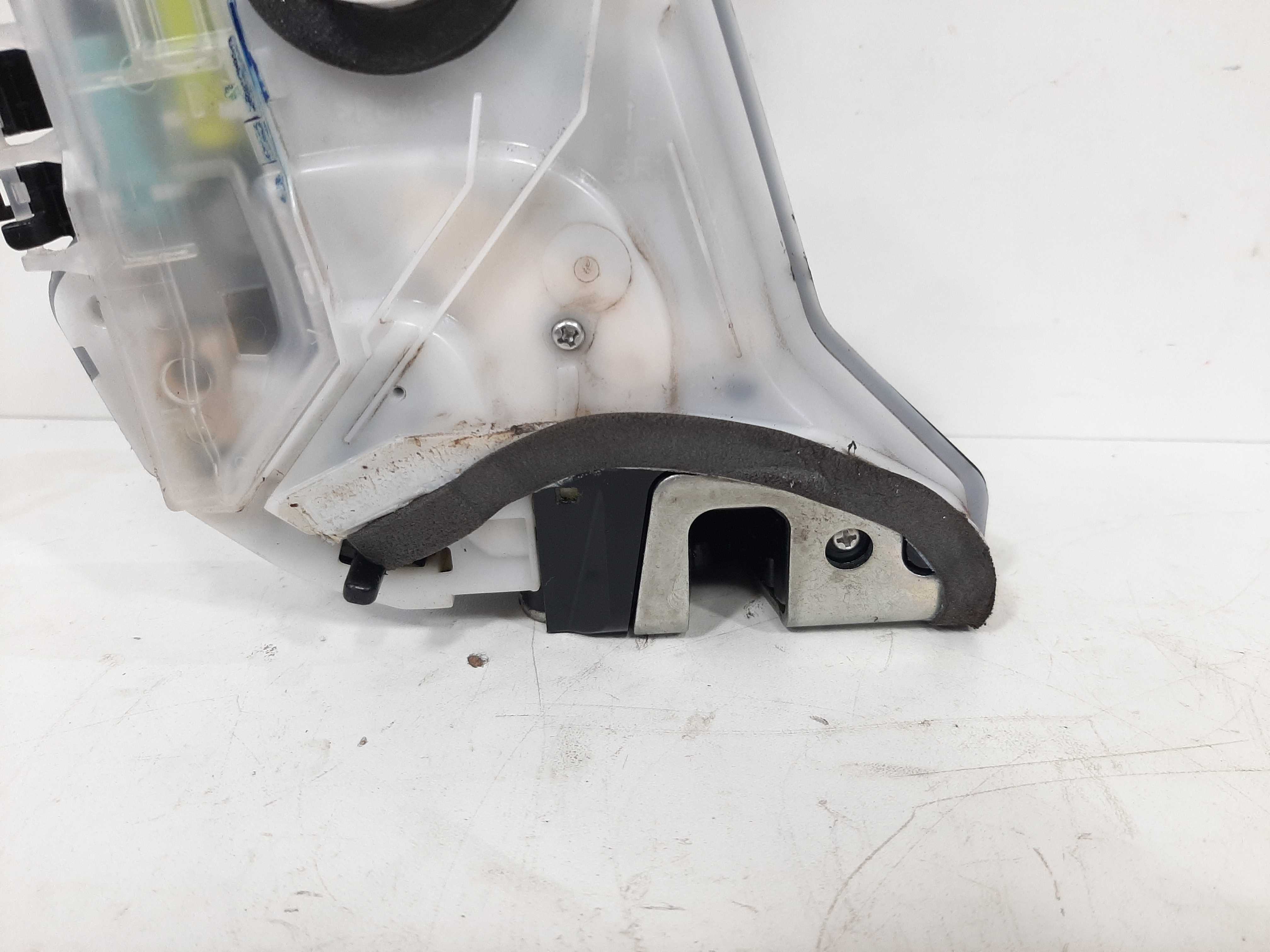 Fechadura Porta Traseira Esquerda Corolla Xei 2014 A 2017 7