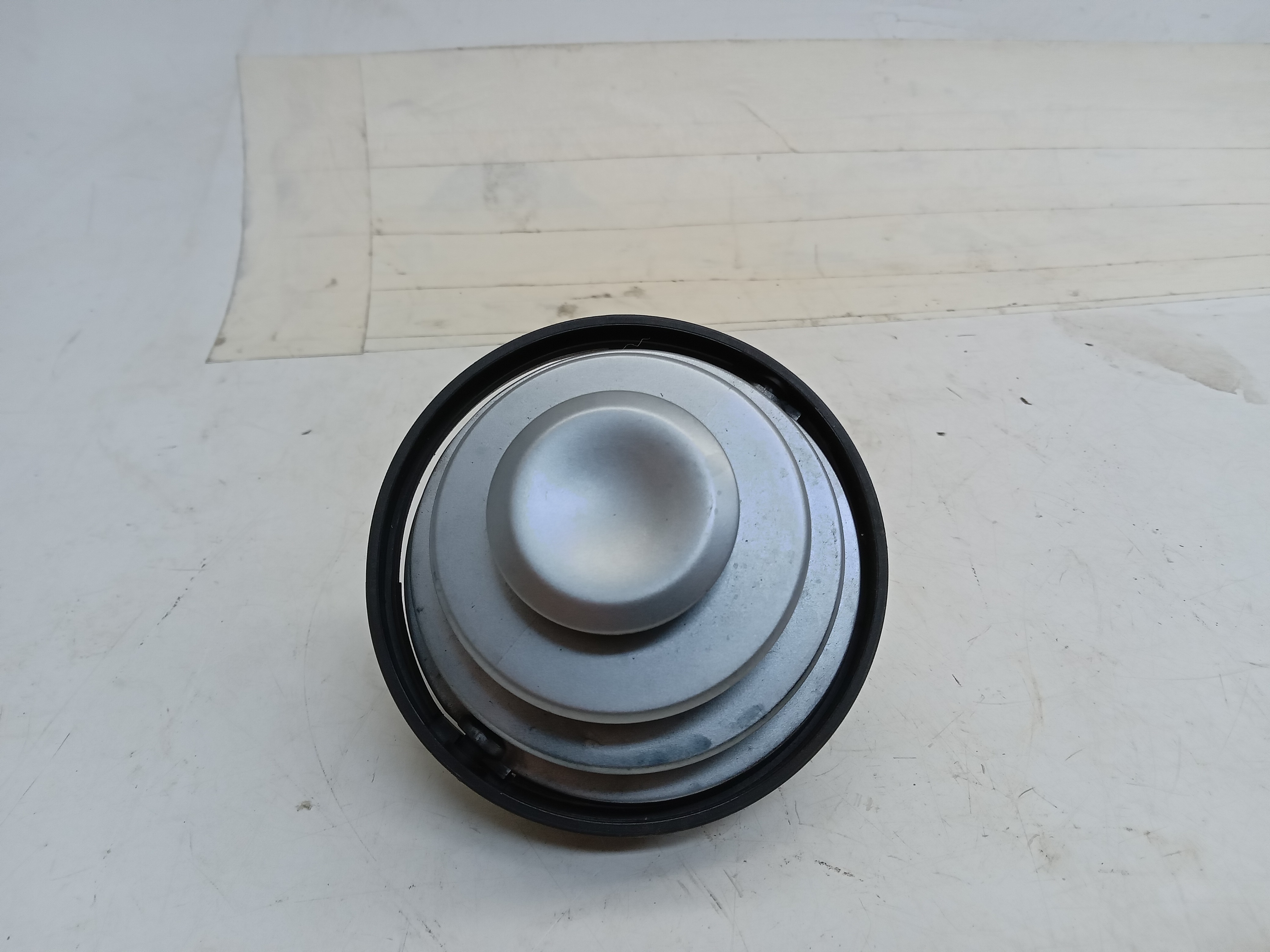 DIFUSOR LADO ESQUERDO MOTORISTA Citroën C3 2009 1