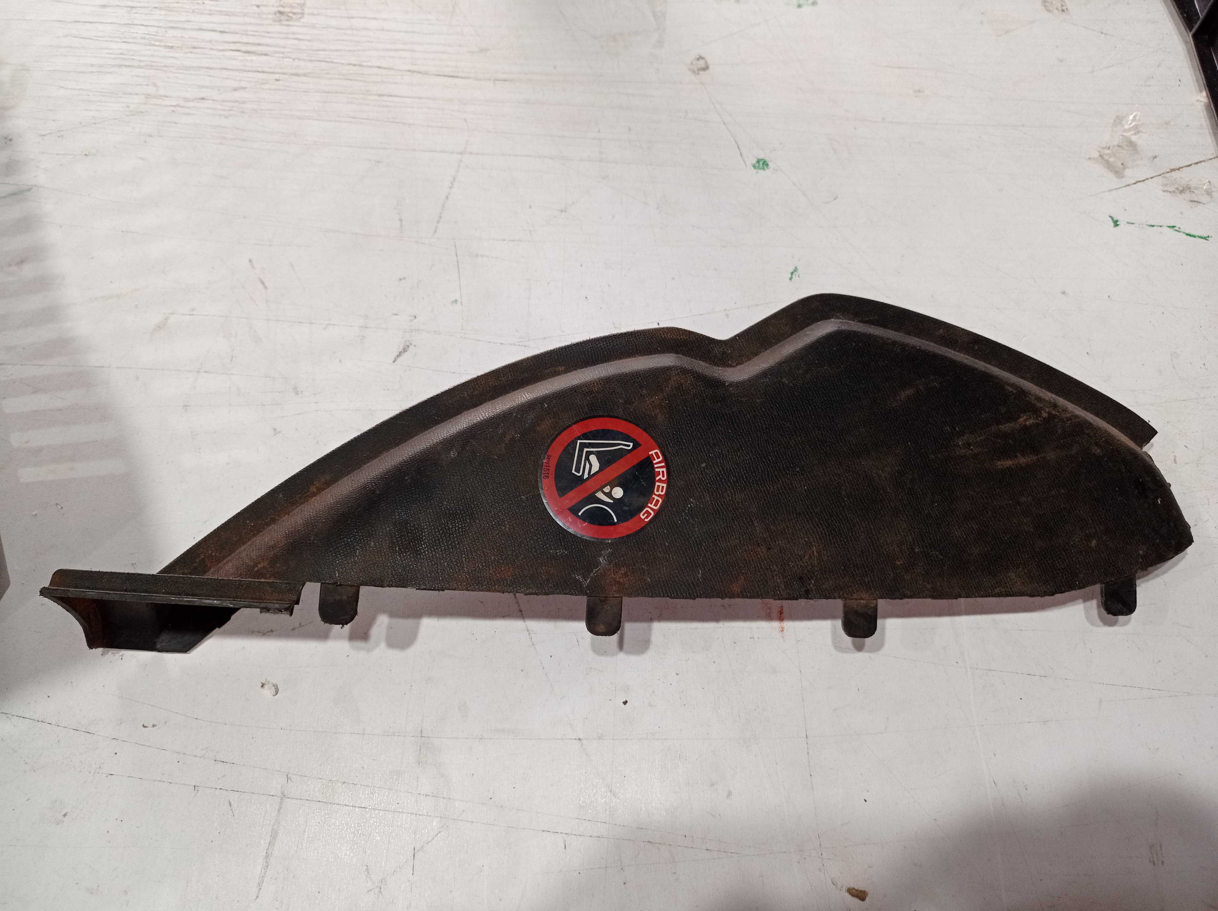 ACABAMENTOS AIRBAG PAINEL DIREITO GM S10 2016 A 2019 1