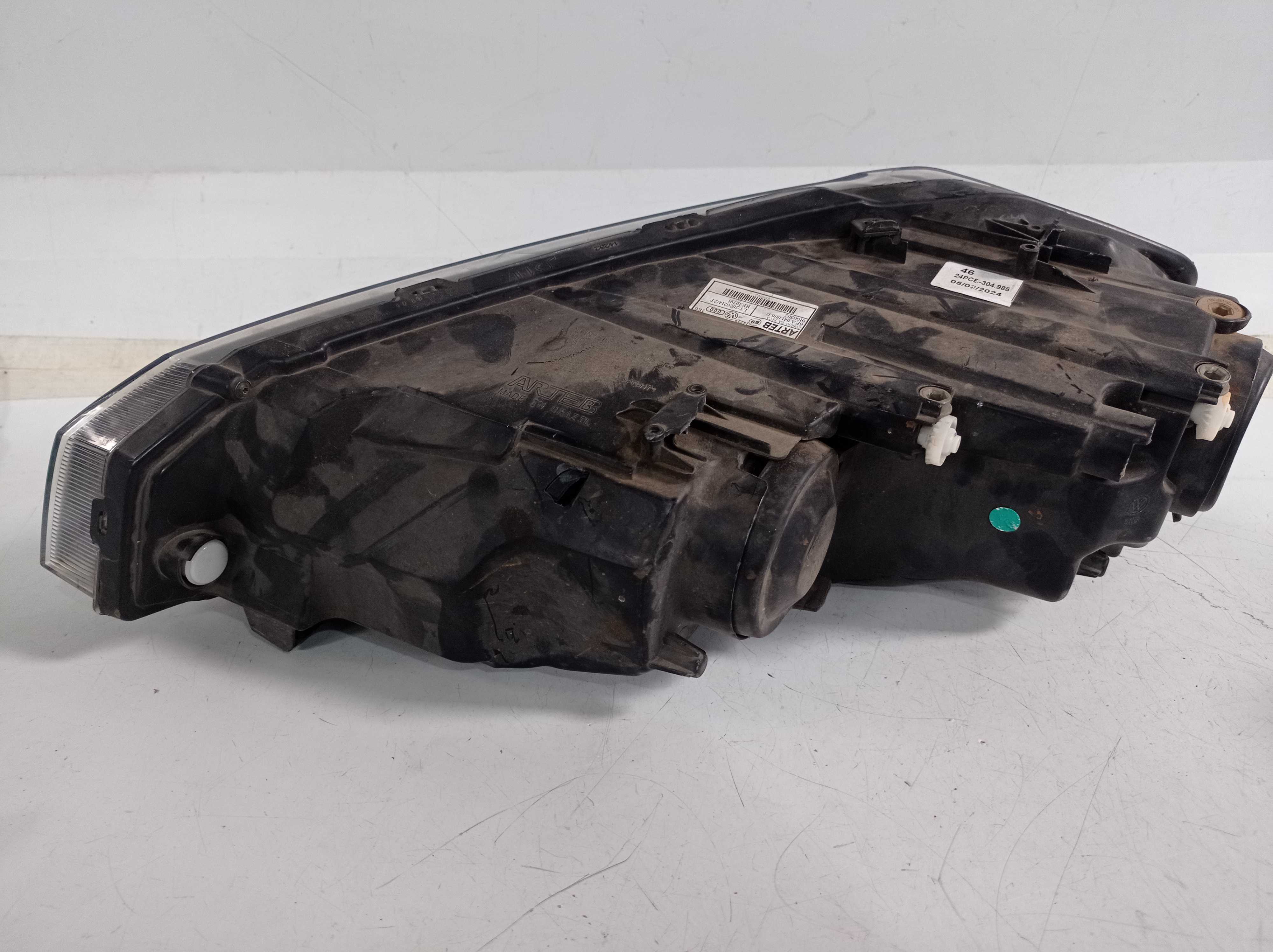 FAROL LADO DIREITO VW POLO VIRTUS 2017 A 2019 P RECU 2
