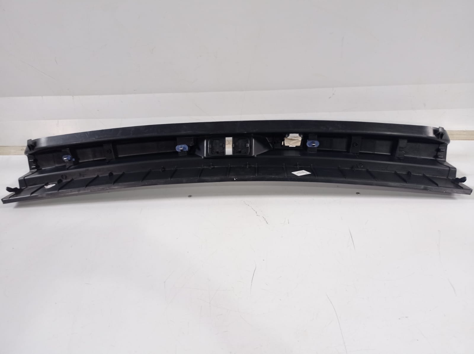 Moldura Tampa Porta Mala Renault Captur 2017 A 2021 Original 3