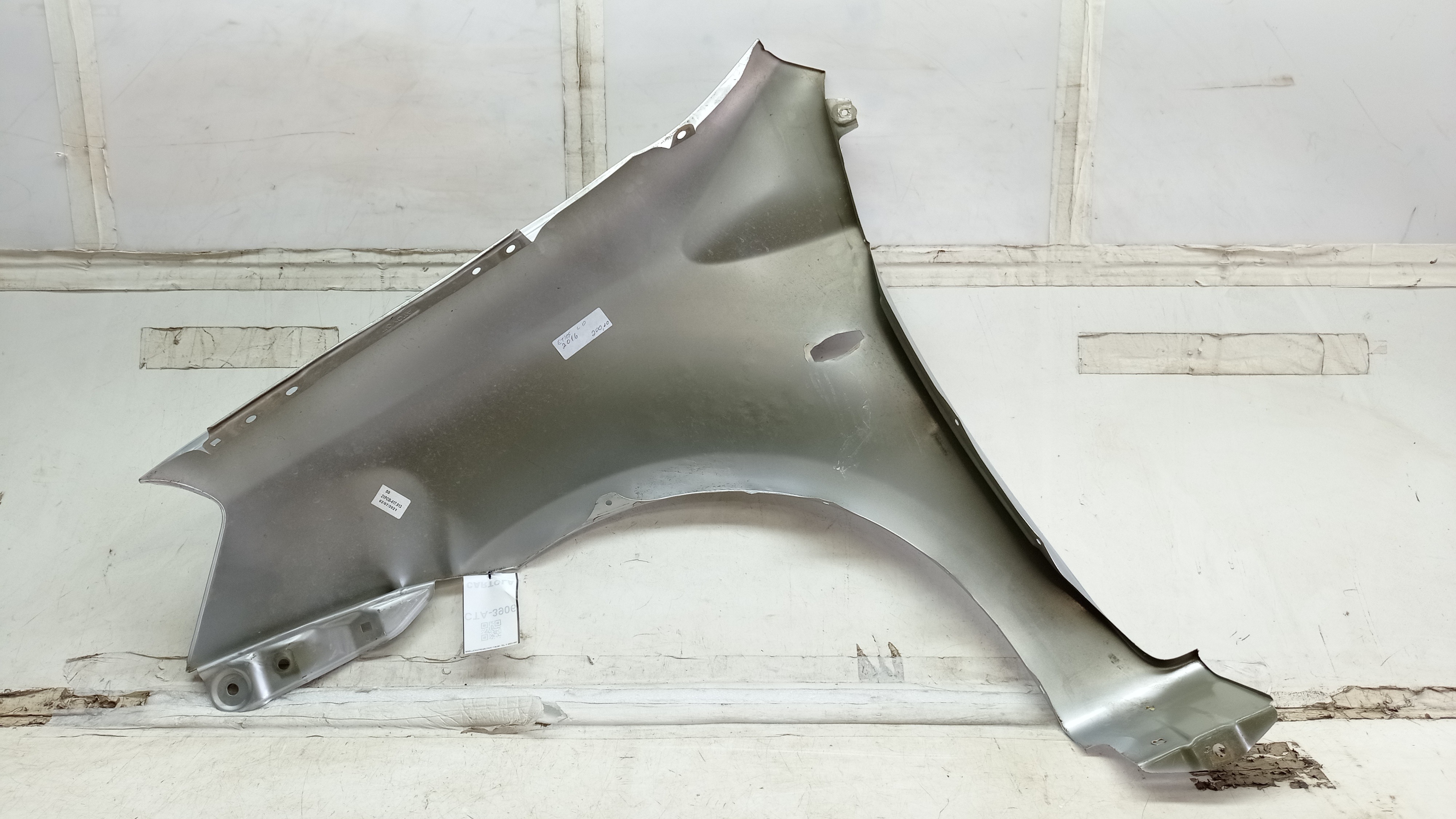 PARALAMA DIREITO TOYOTA ETIOS 2016 PARA RECUPERAR 4