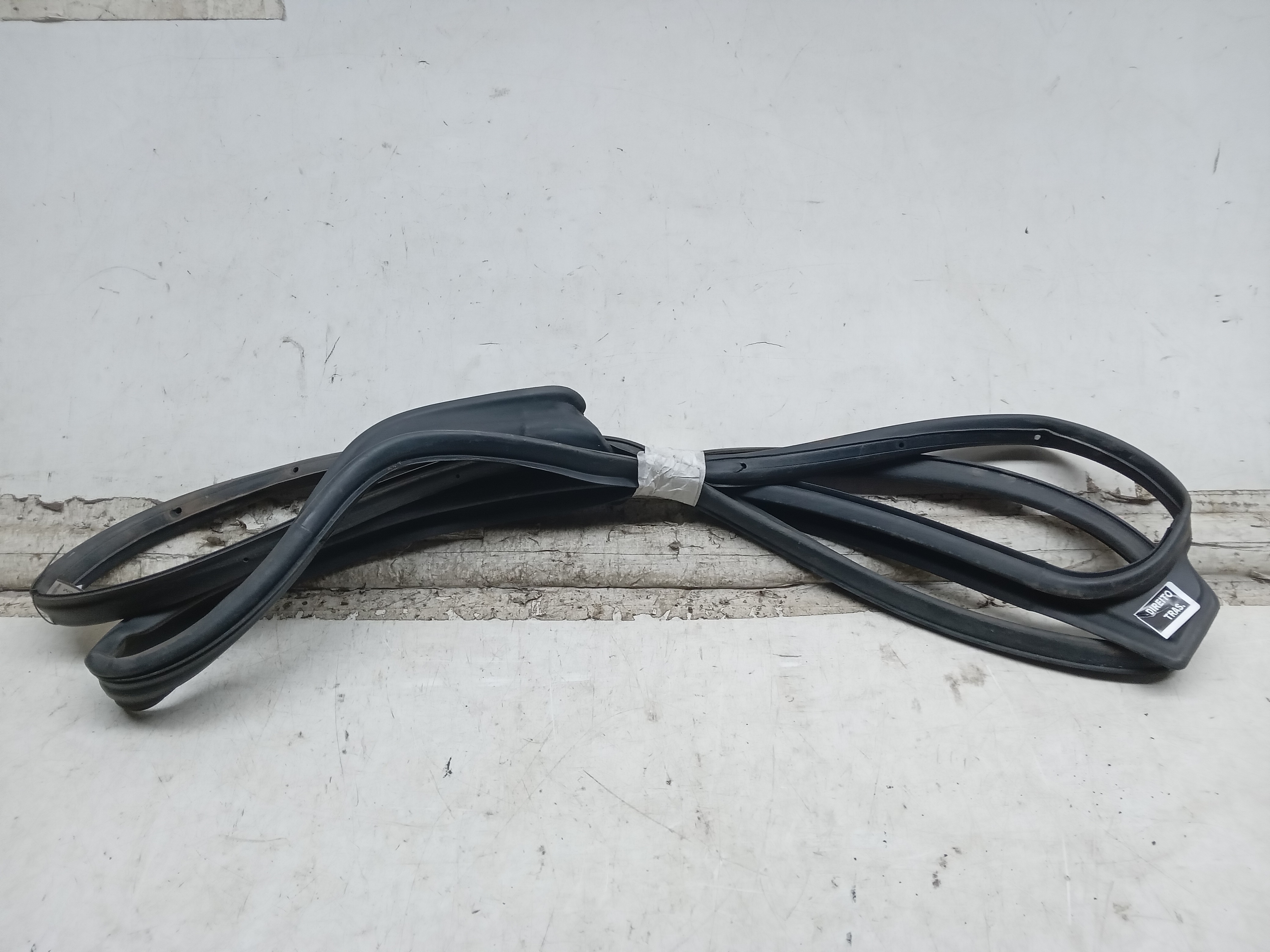 BORRACHA INTERNA PORTA TRASEIRA LD CHEVROLET PRISMA 2018 2