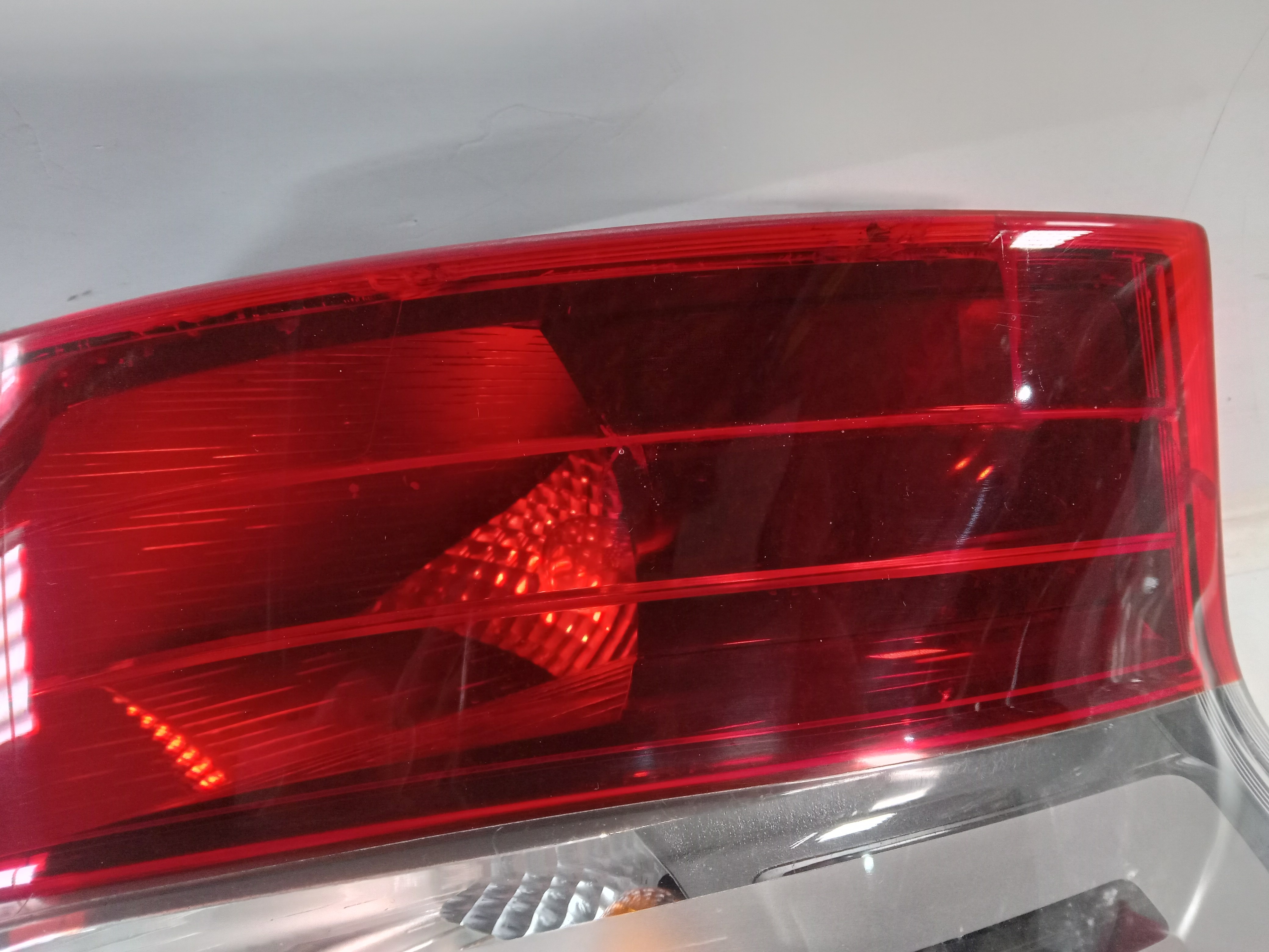 Lanterna Tras Direita Fiat Mobi 2016 2017 Recuperada Orig 5