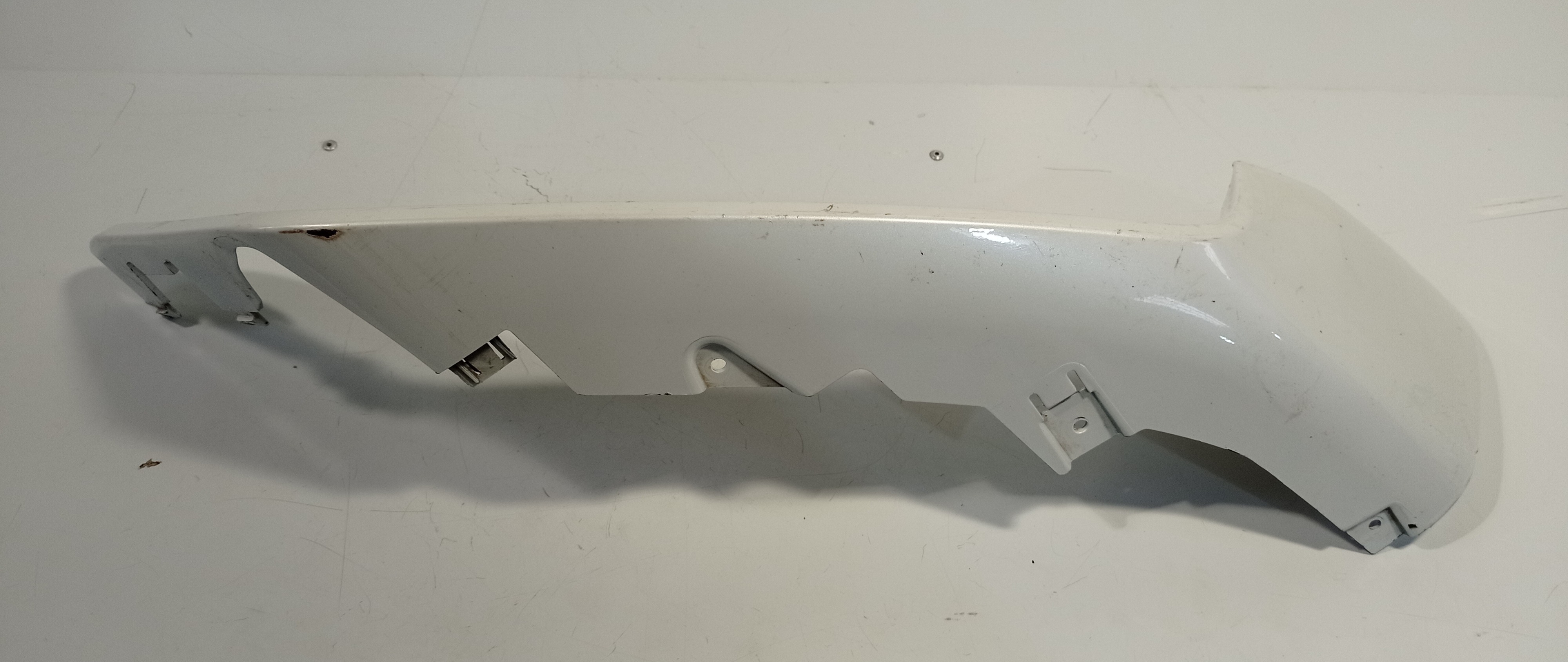 Moldura Parachoque Diant Esq Volvo Xc90 2020 2021 R Design 2