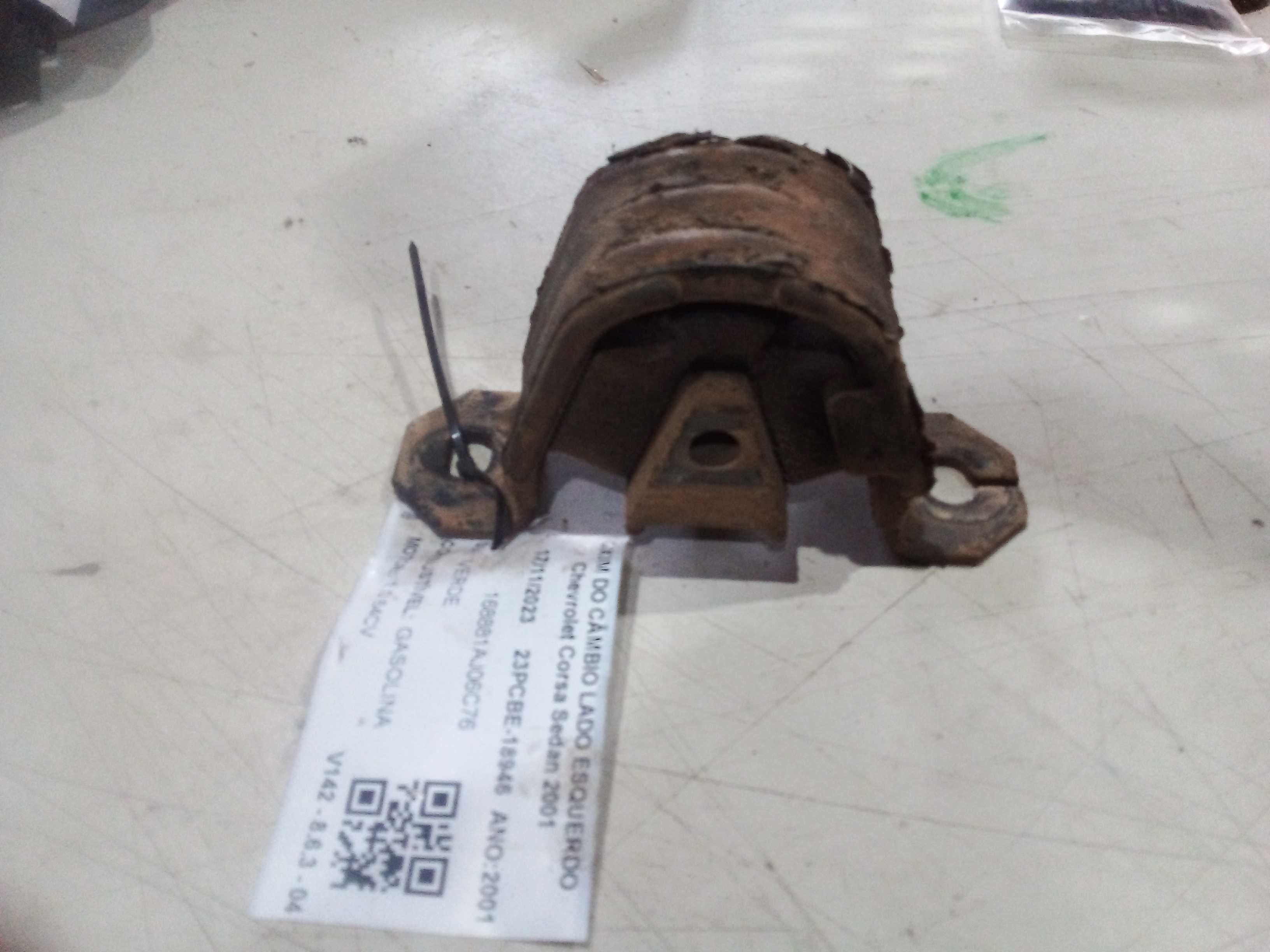 COXIM DO CÂMBIO LADO ESQUERDO Chevrolet Corsa Sedan 2001 2