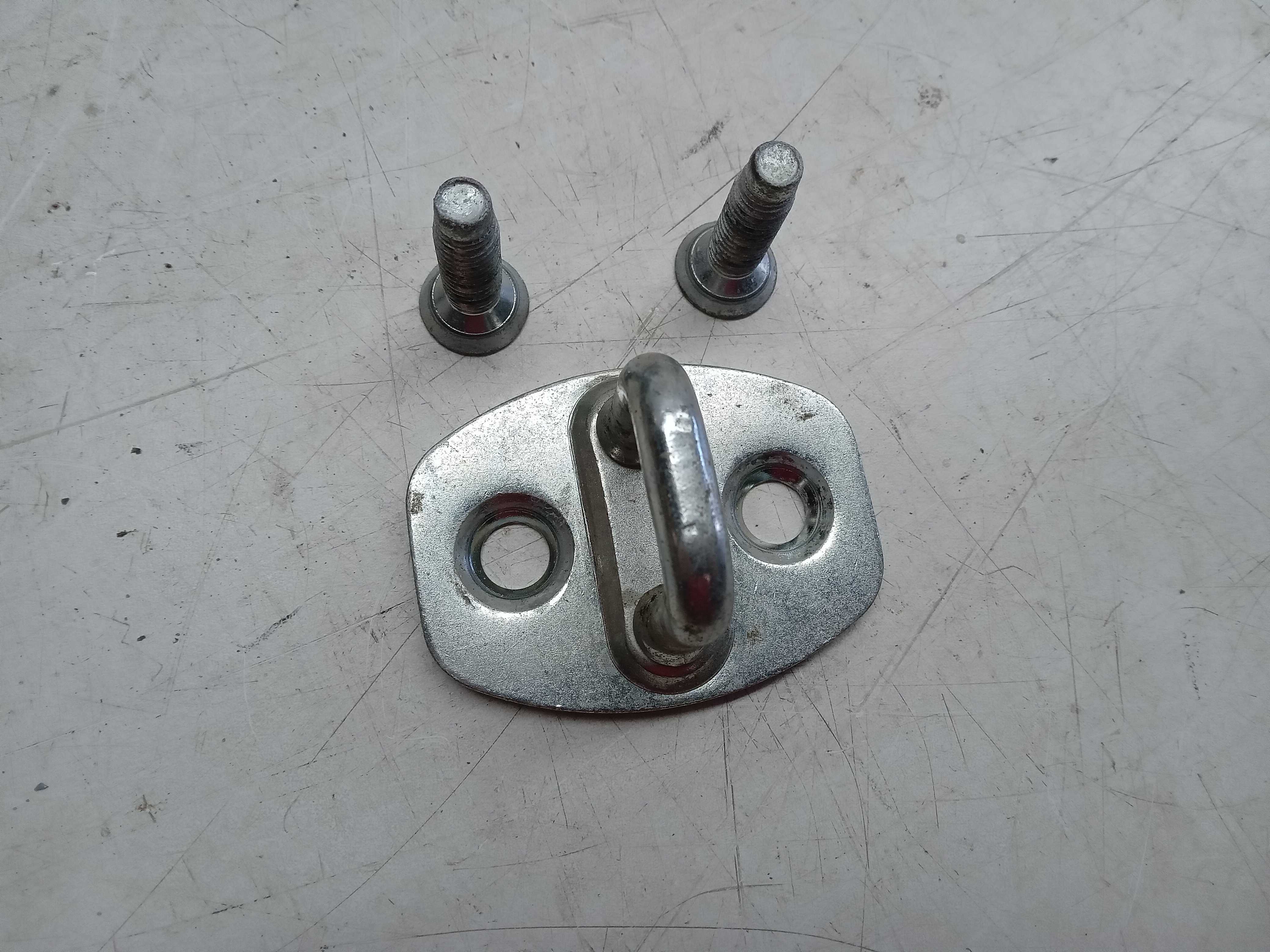 BATENTE  PORTA DIANTEIRA DIREITA CHEVROLET COBALT 2013 1