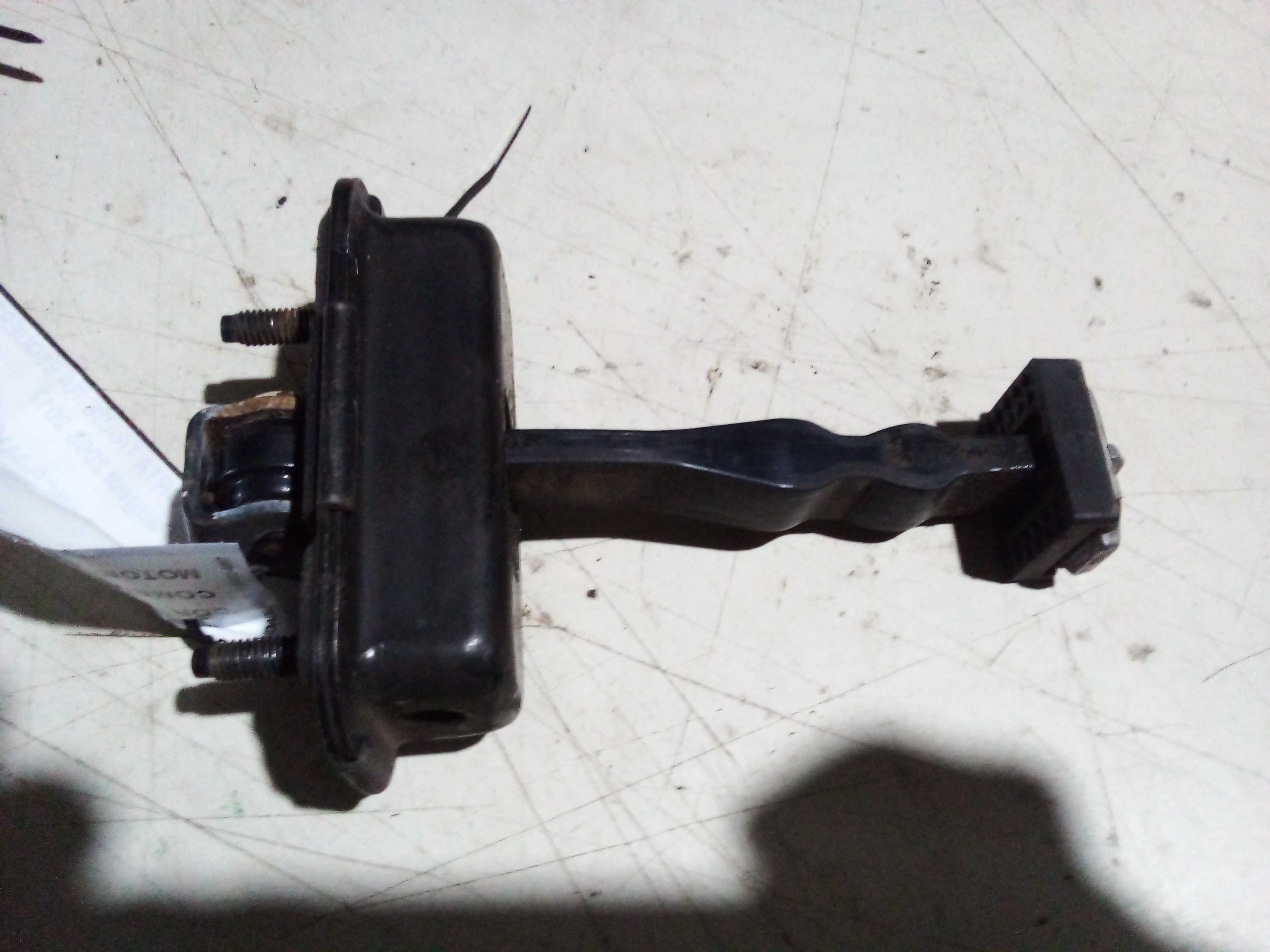 LIMITADOR PORTA TRASEIRA ESQUERDA Peugeot 2008 2017 2