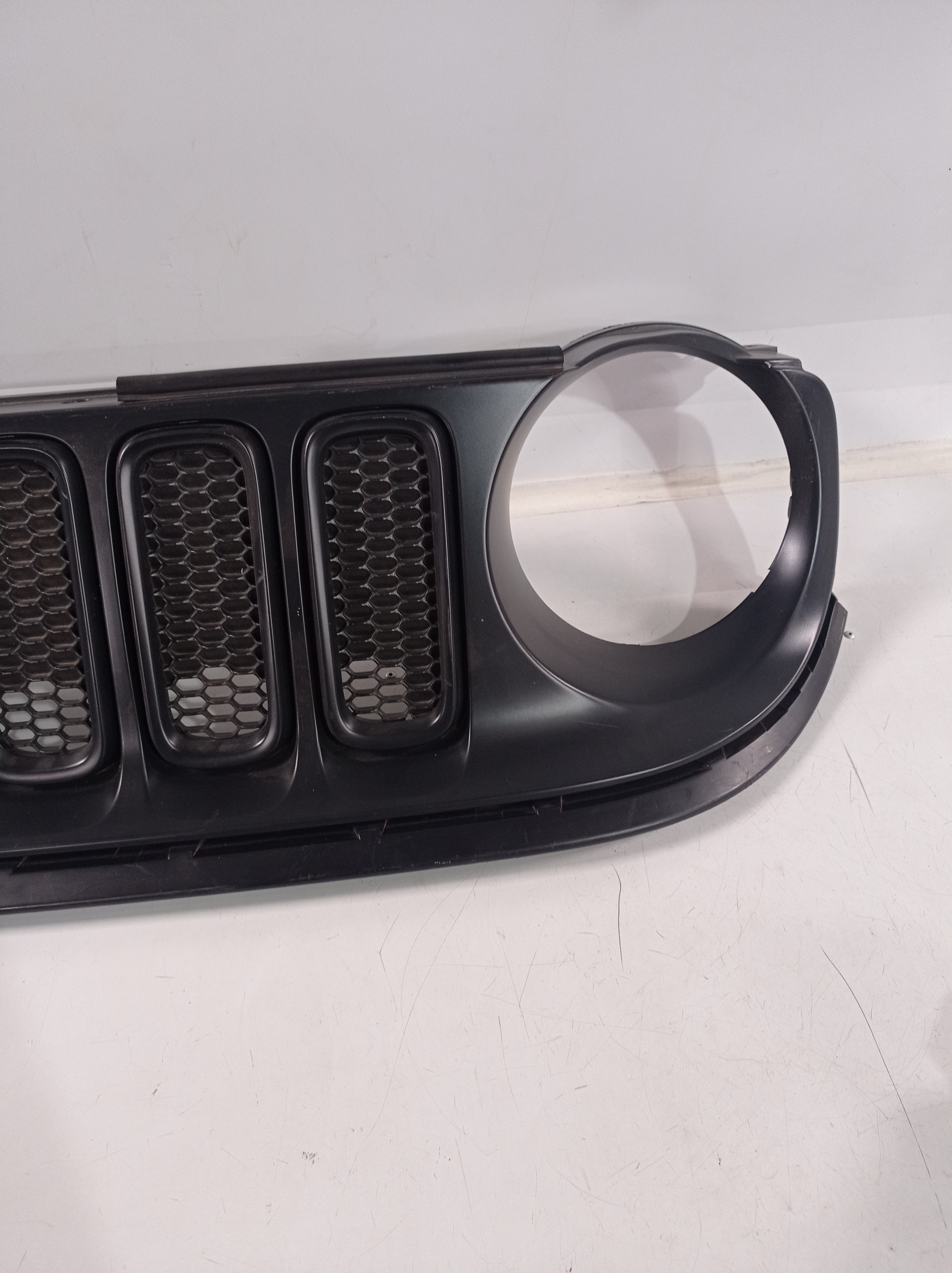 Grade Dianteira Jeep Renegade 2015 A 2018 4