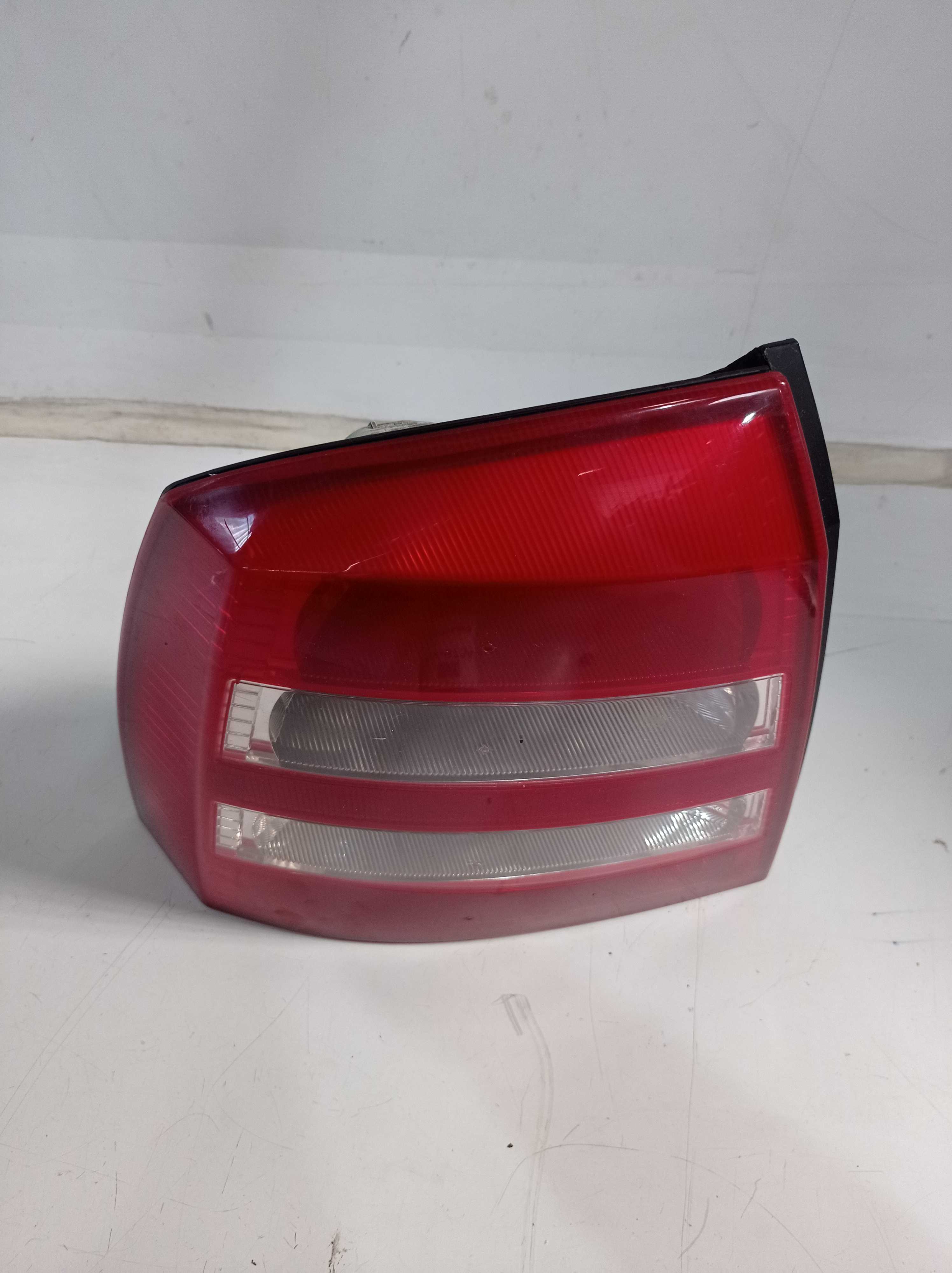 LANTERNA TRASEIRA ESQUERDA GM ASTRA 2003 A 2012 3