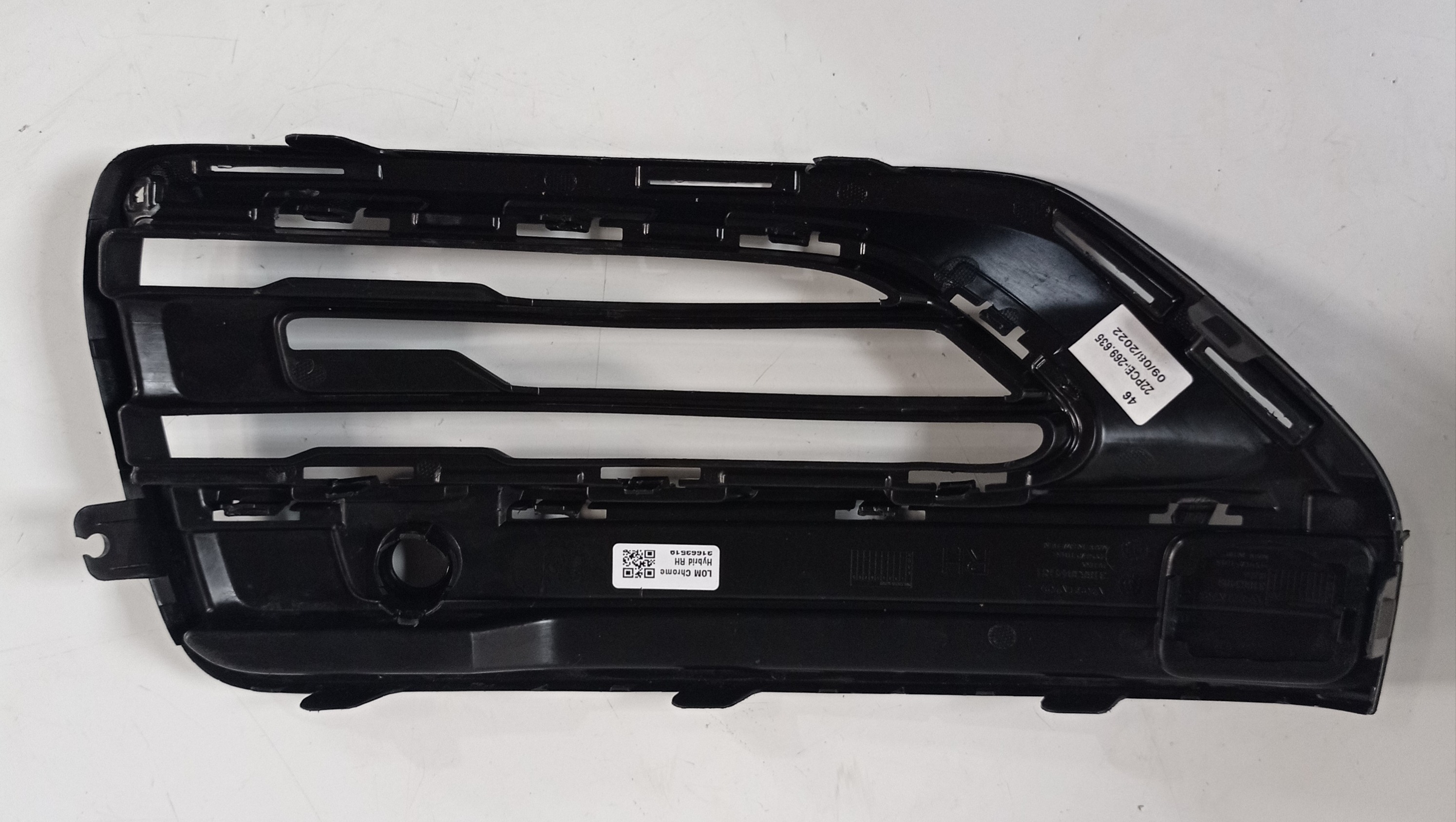 31663844 Moldura Grade Farol Milha Direito Volvo Xc90 2021 2