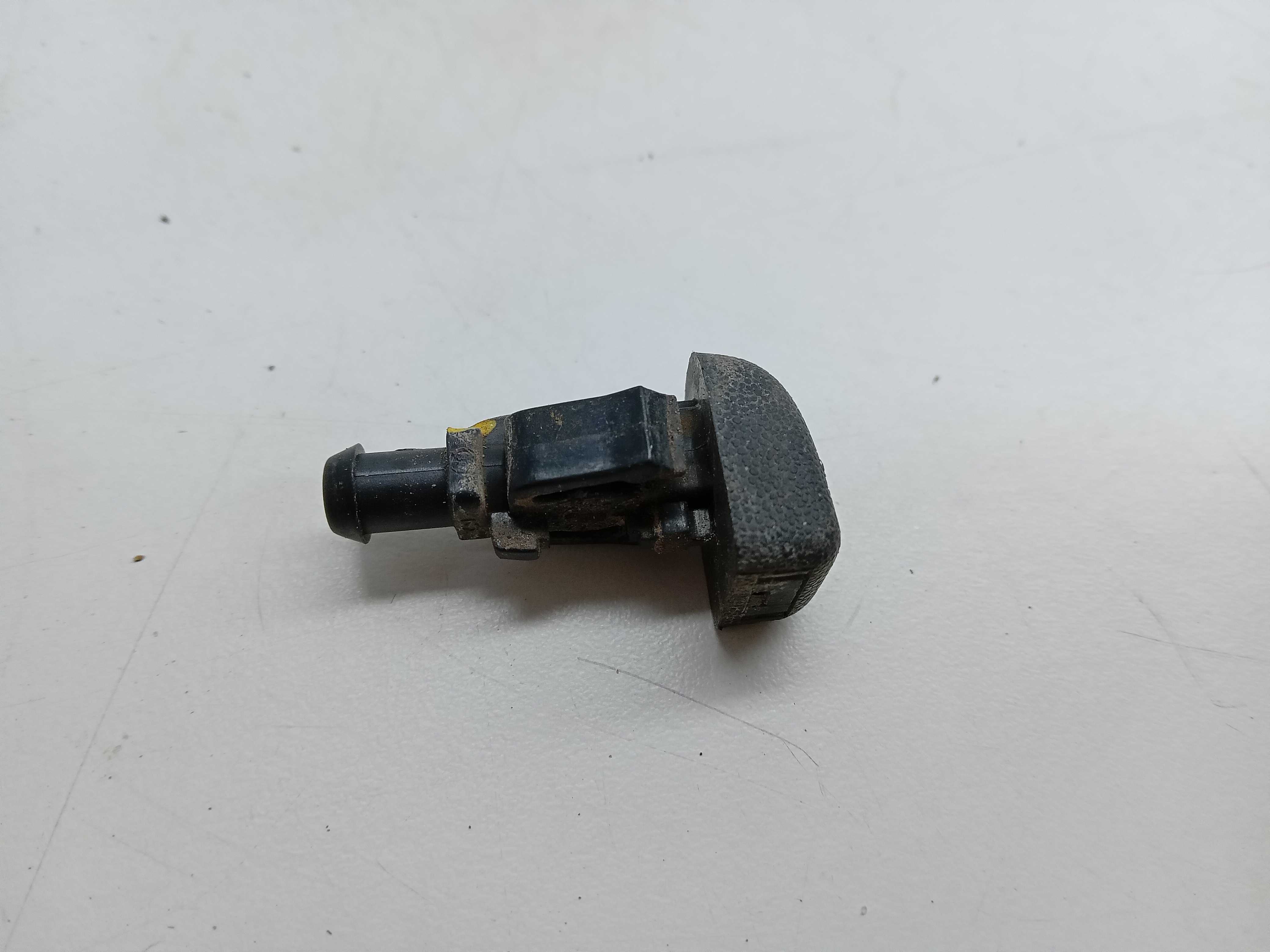 BRUCUTU ESGUICHO DIREITO DO CAPÔ CHEVROLET COBALT 2013