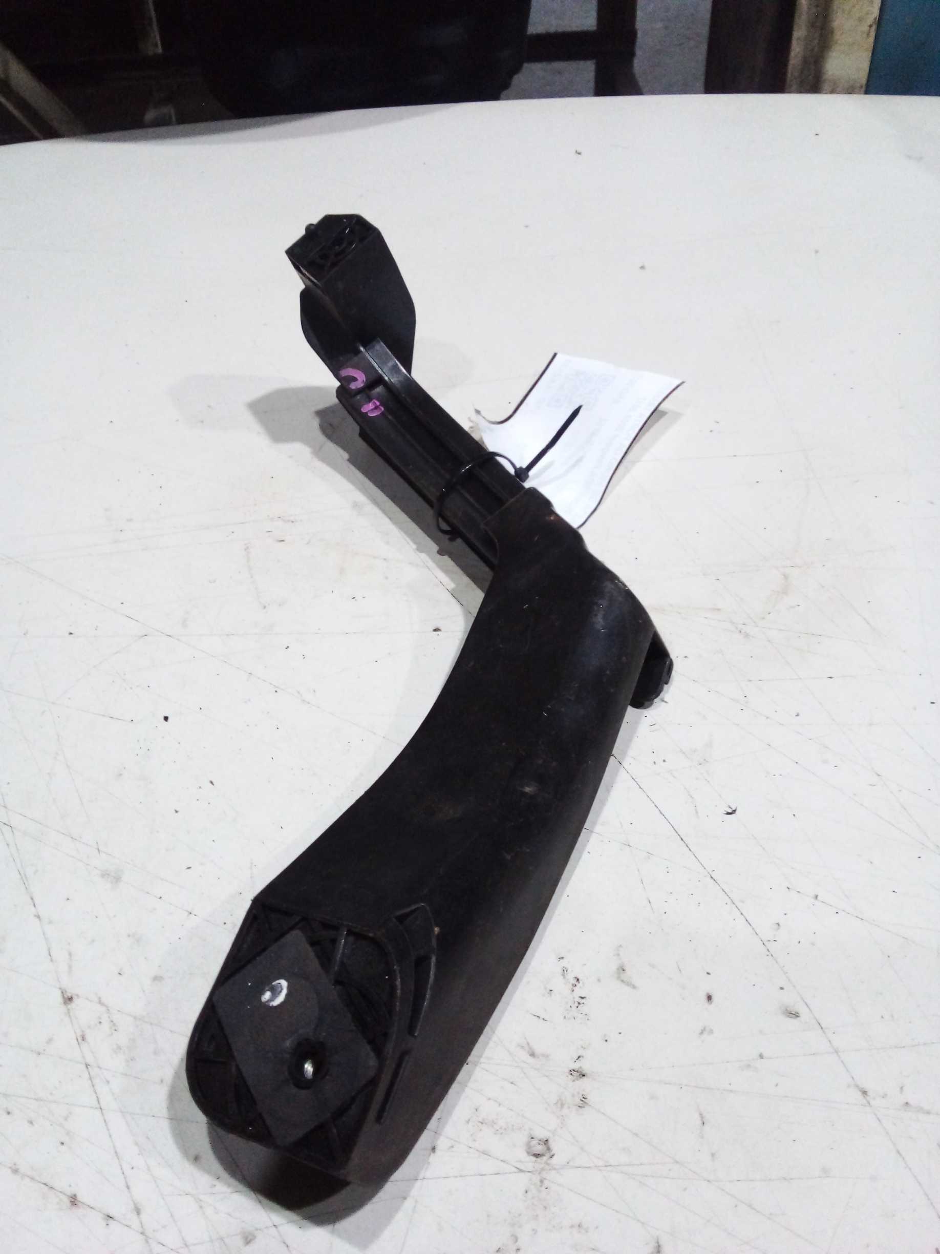 CANALETA DE VIDRO DA PORTA TRASEIRA ESQUERDA Peugeot 2008 20 2