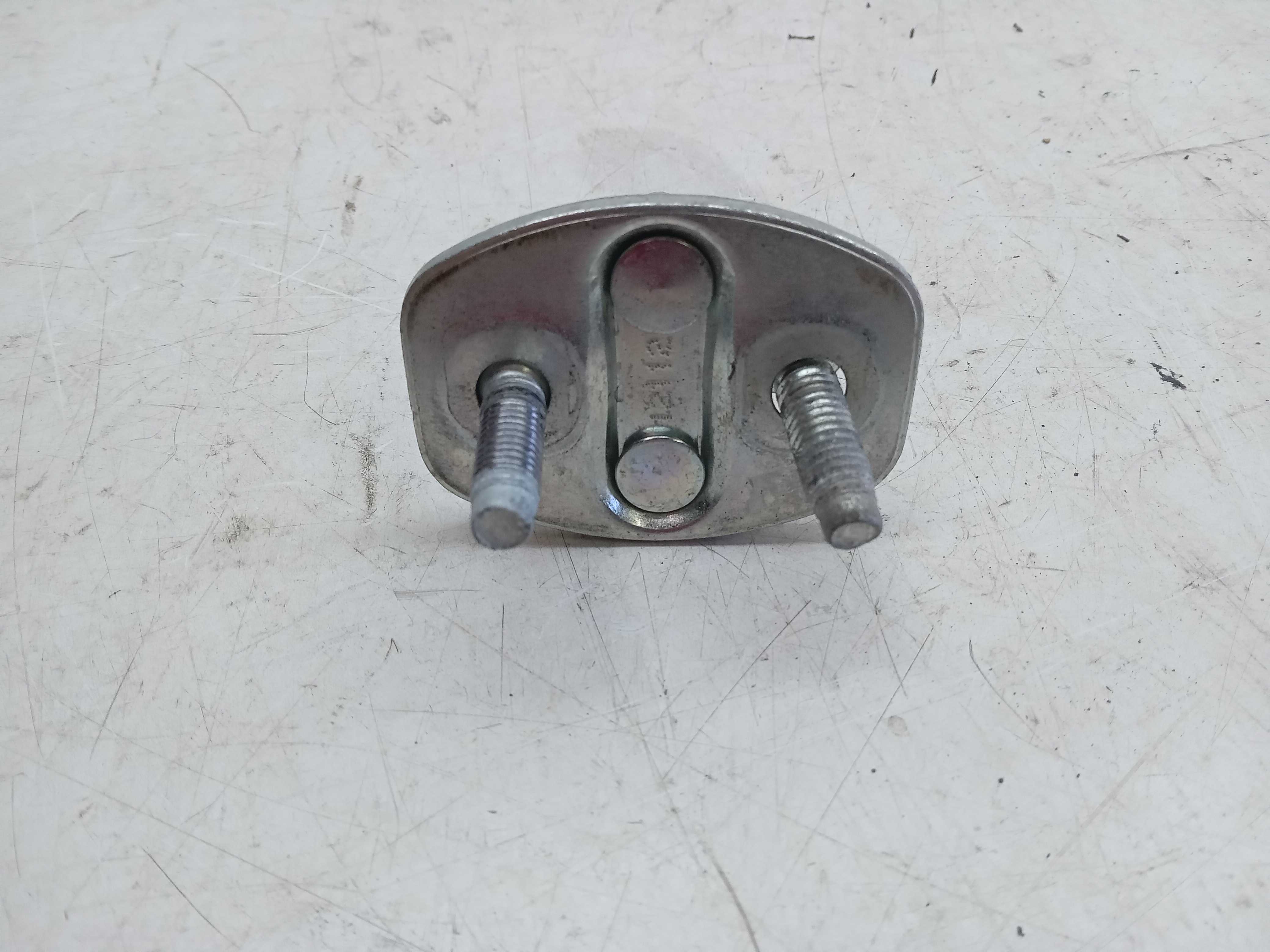 BATENTE  PORTA TRASEIRA ESQUERDA CHEVROLET COBALT 2013 2