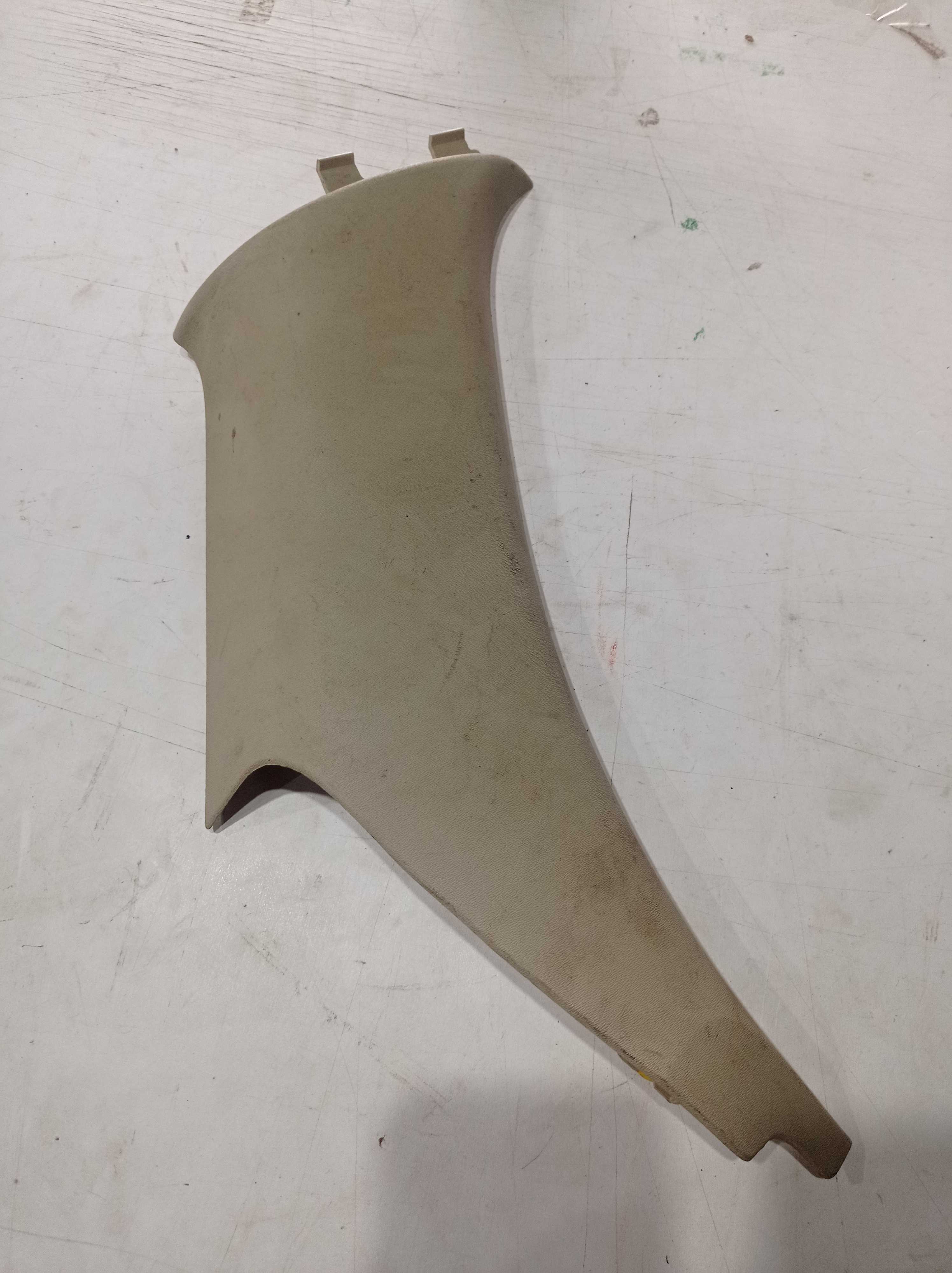 ACABAMENTO MOLDURA INTERNA TRASEIRA ESQUERDA XC60 2010 1