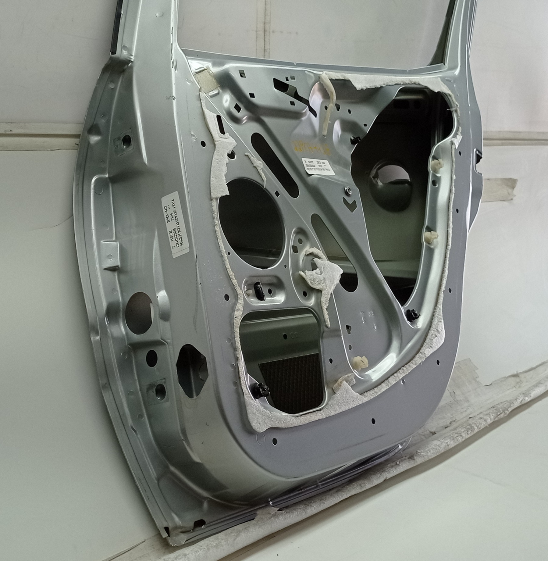 Porta Traseira Direita Peugeot 207 2010 Para Recuperar Traseira Direito Prateado 4