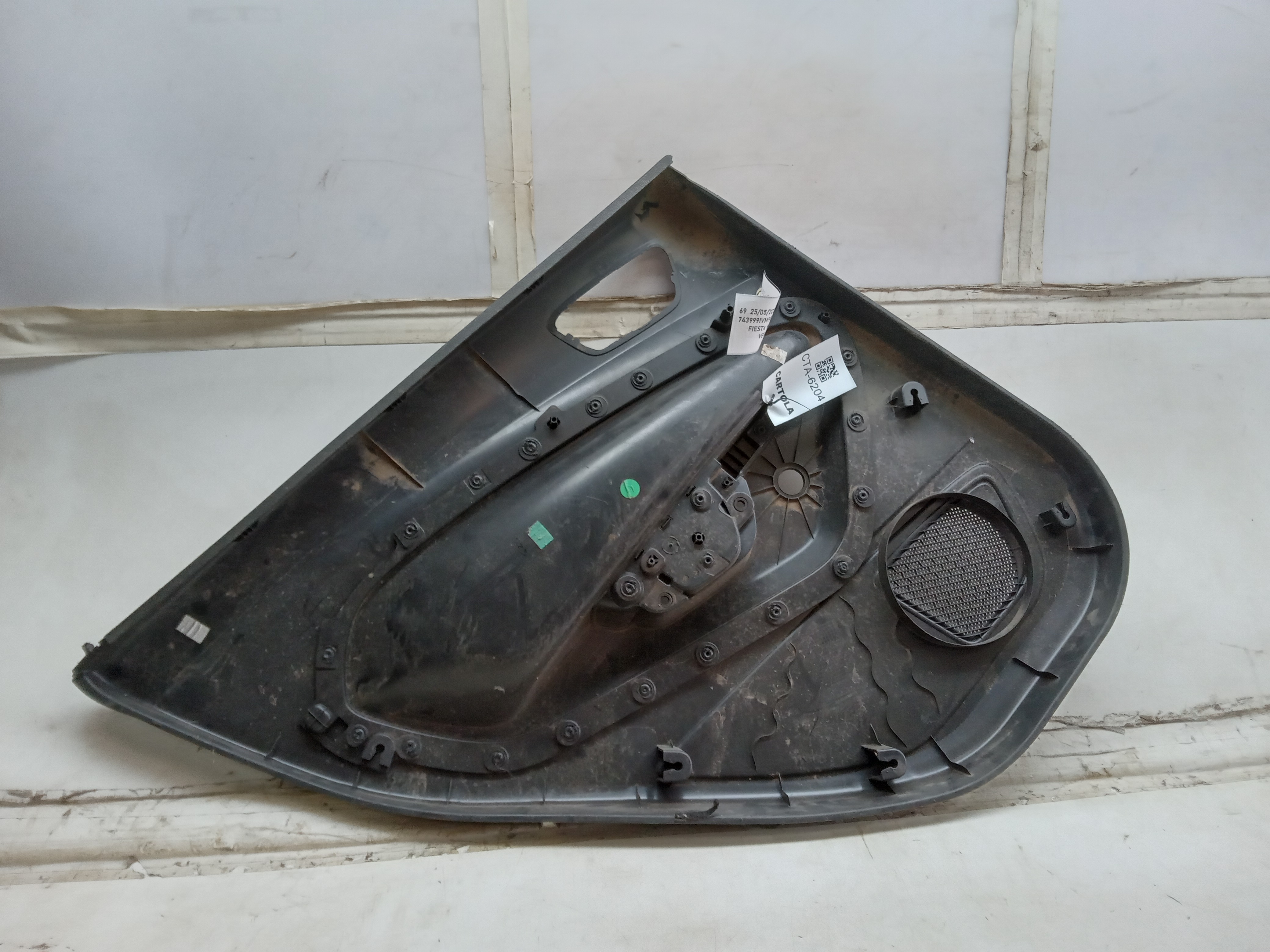 FORRO PORTA TRAS LD FORD NEW FIESTA 2015 2
