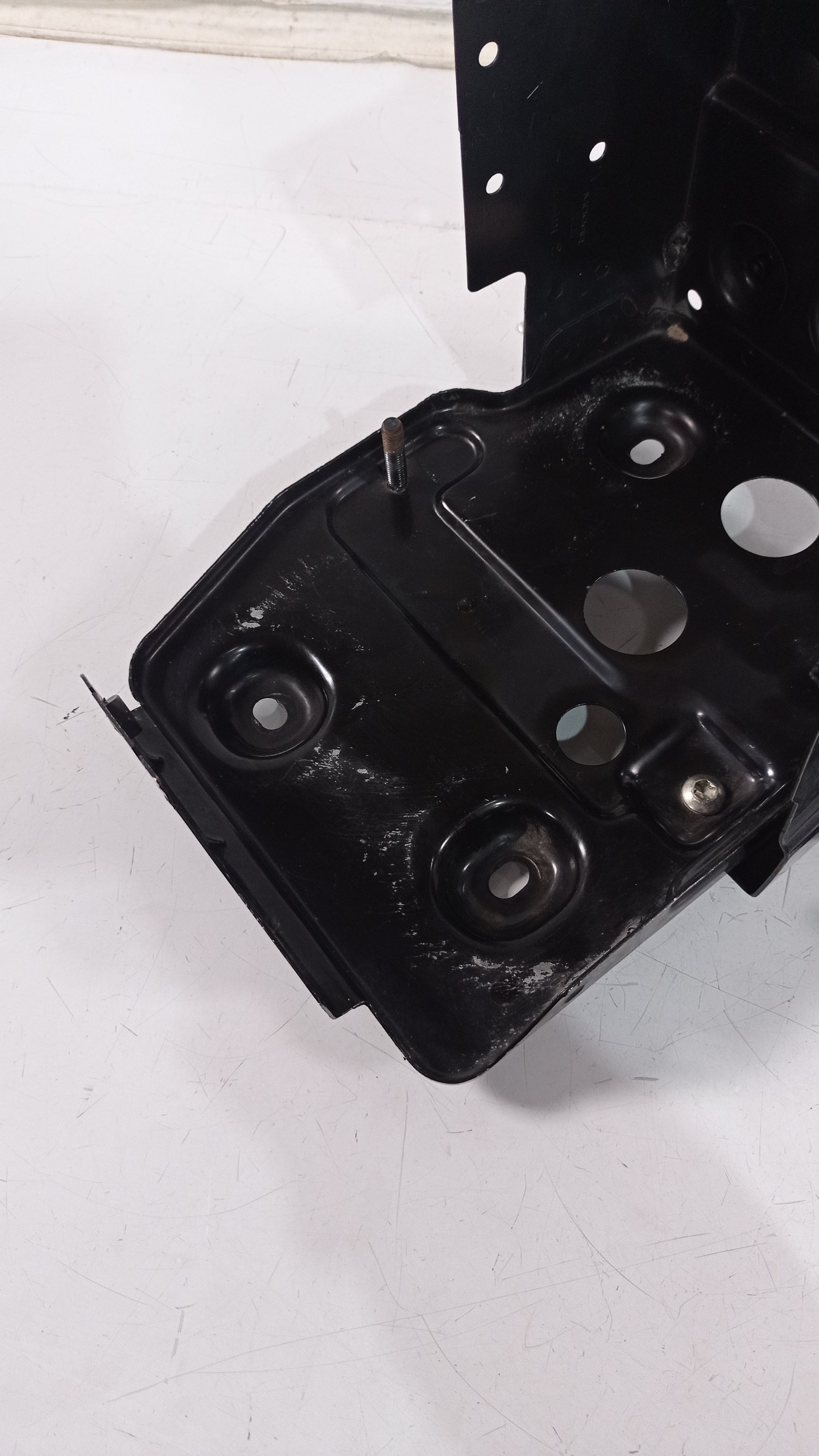 Suporte Bateria Fiat Mobi 2019 2020 4