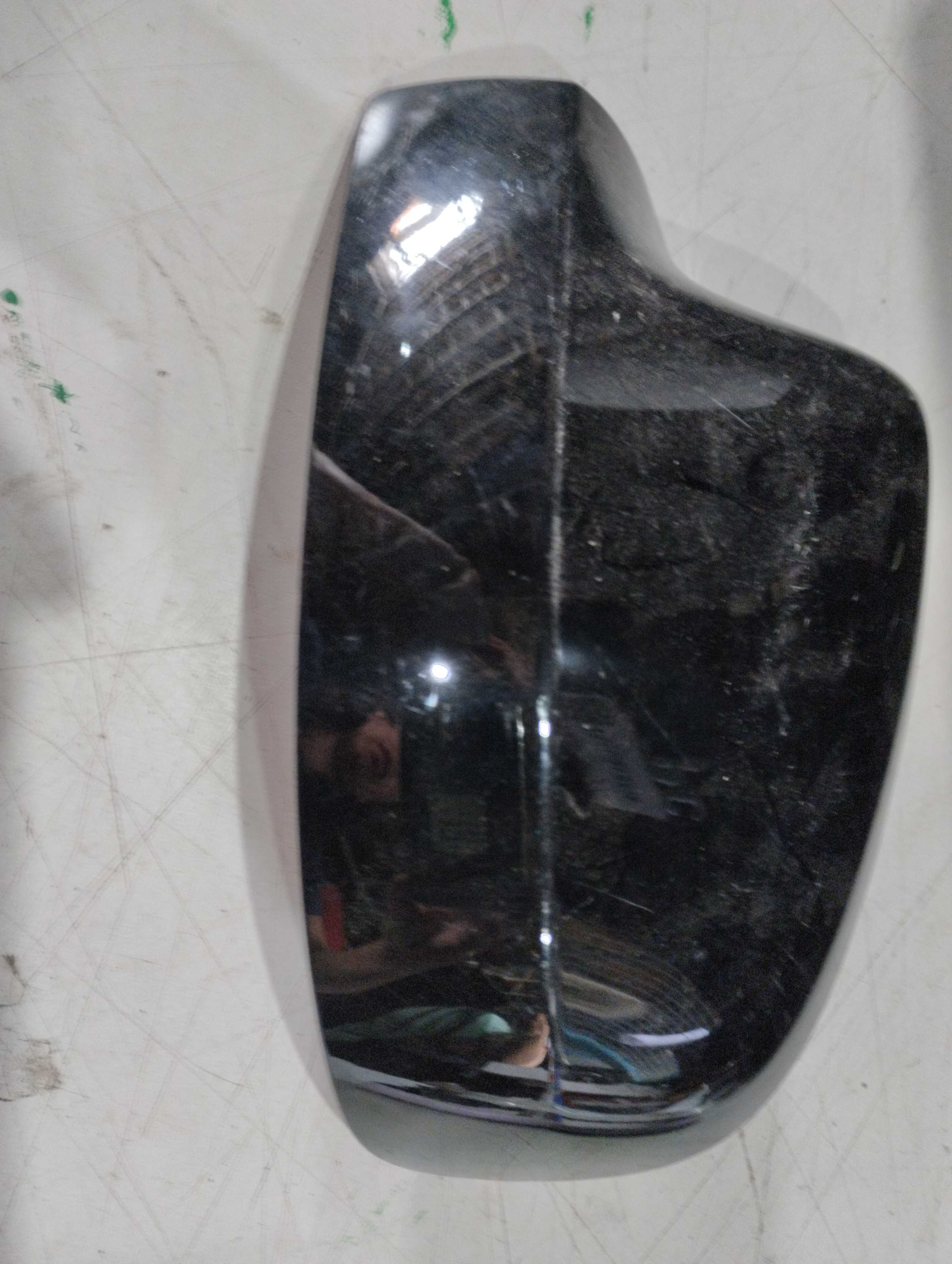 Capa retrovisor esquerdo Renault Sandero  Logan Duster 1