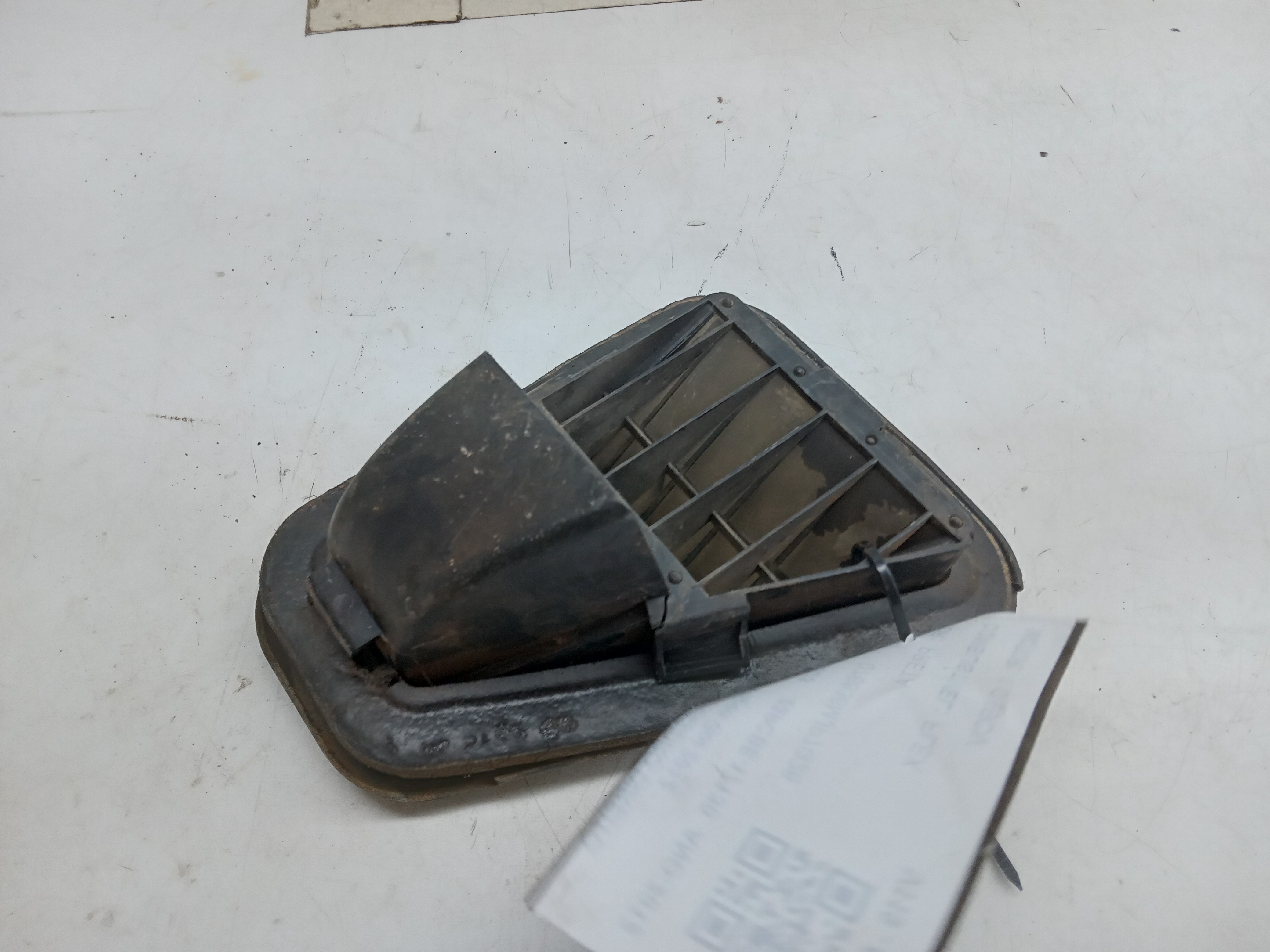DIFUSOR AR TRASEIRO LE Volkswagen Gol 2012 2