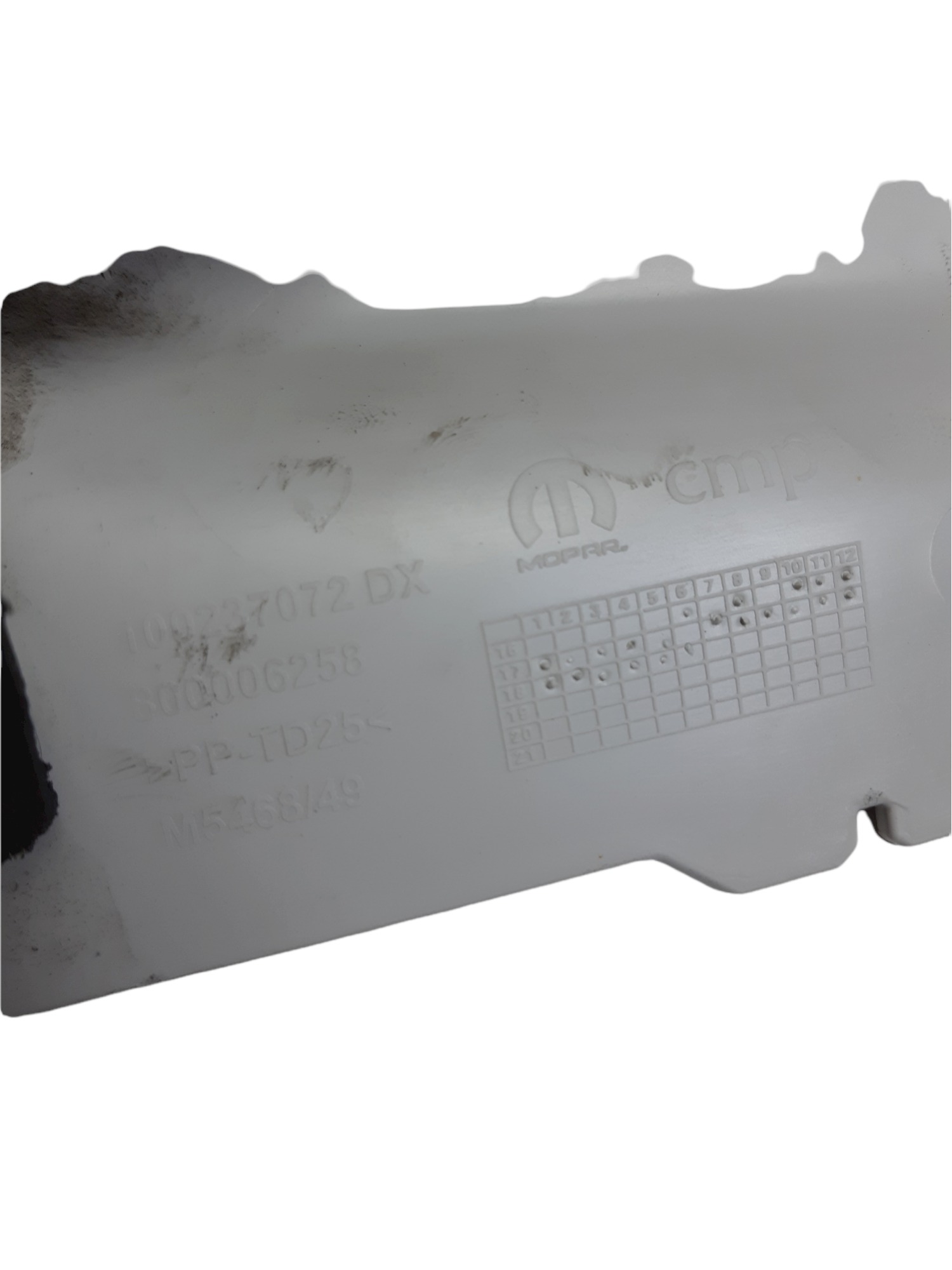 Acabamento Interno Dianteiro Direito Fiat Argo 18/19 Xxx 6