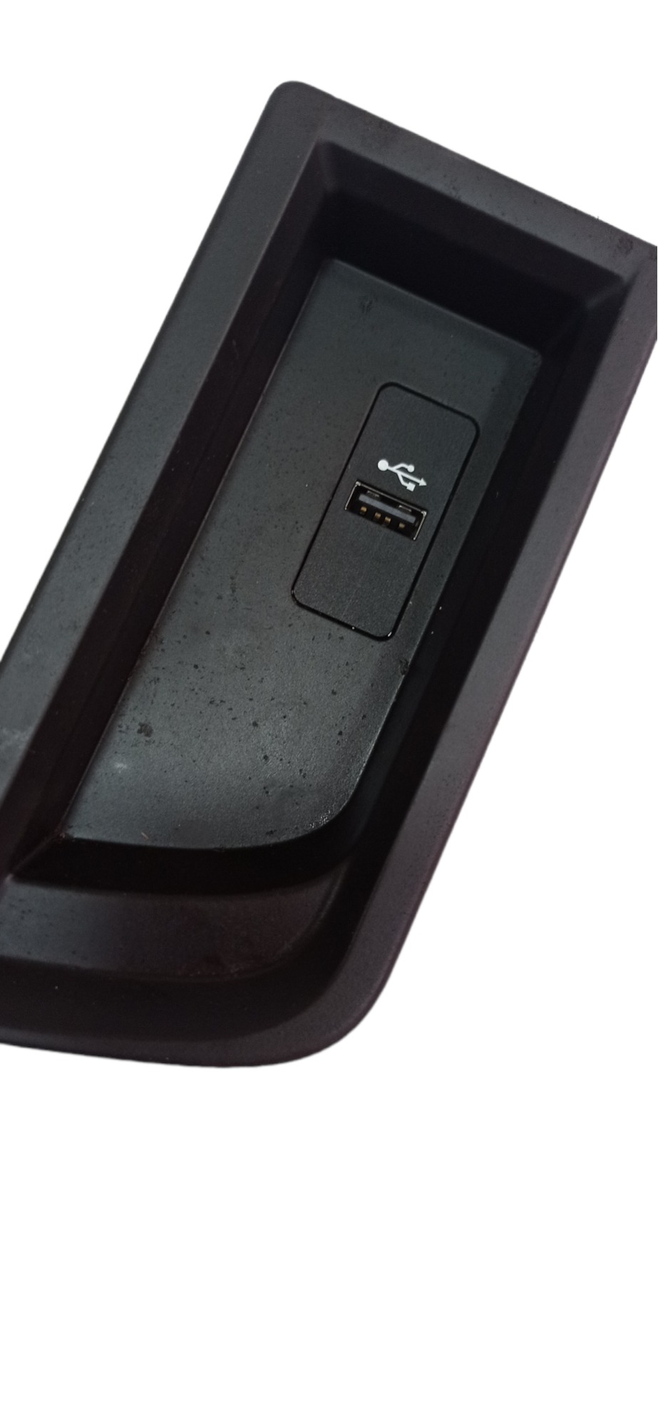 105026812 Entrada Auxiliar Usb Bmw 320i 2018 2