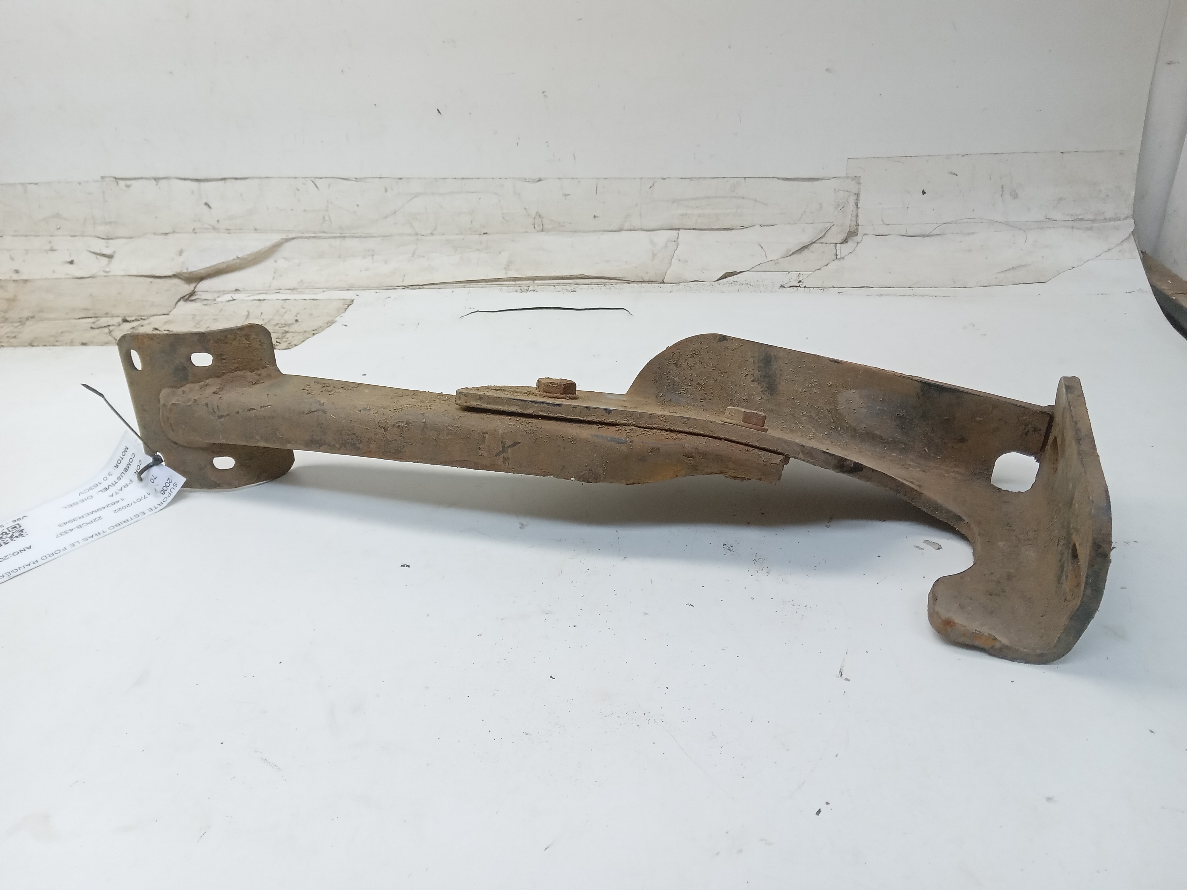 SUPORTE ESTRIBO TRAS LE FORD RANGER 2008