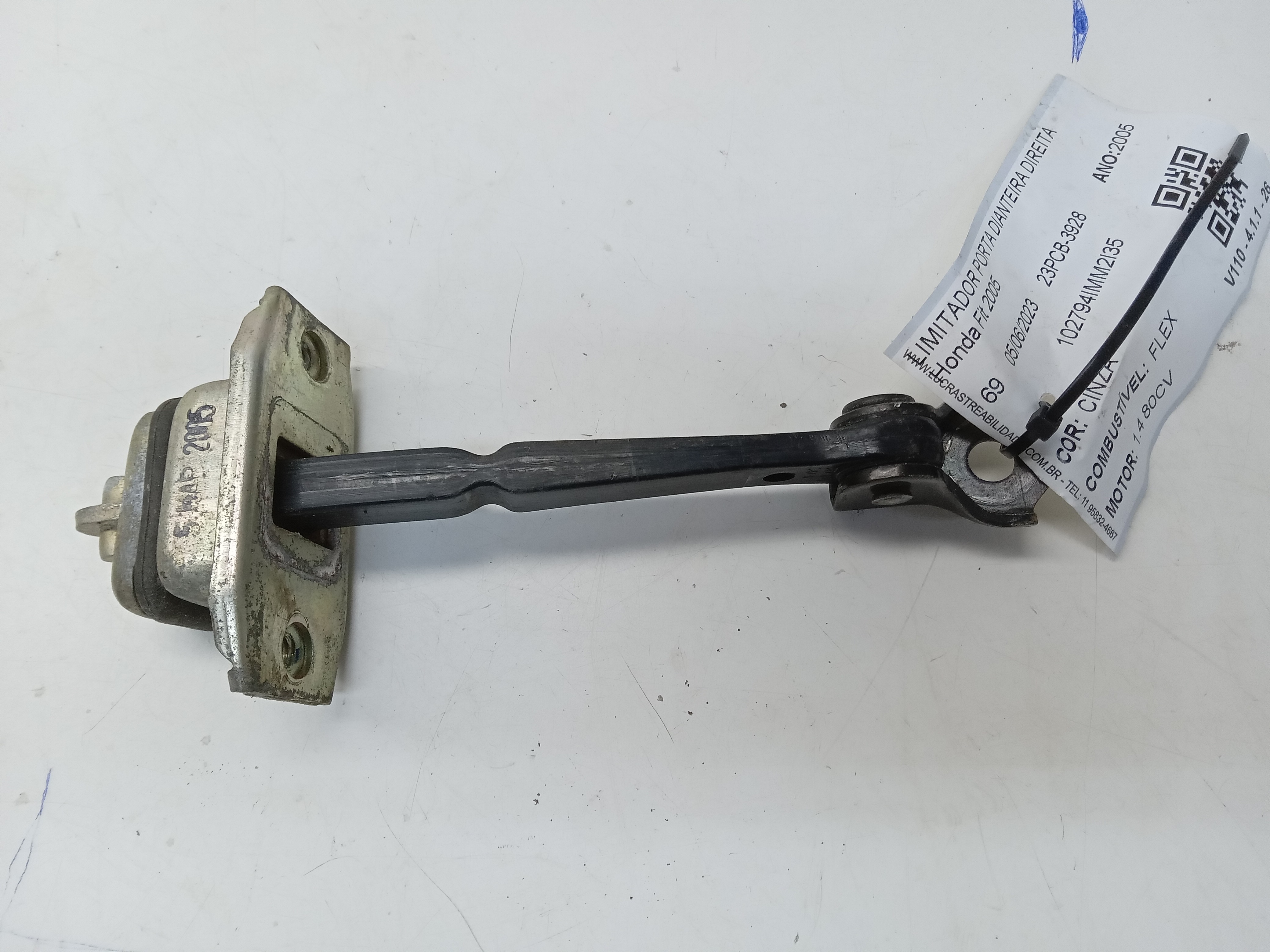 LIMITADOR PORTA DIANT LD Honda Fit 2005 1
