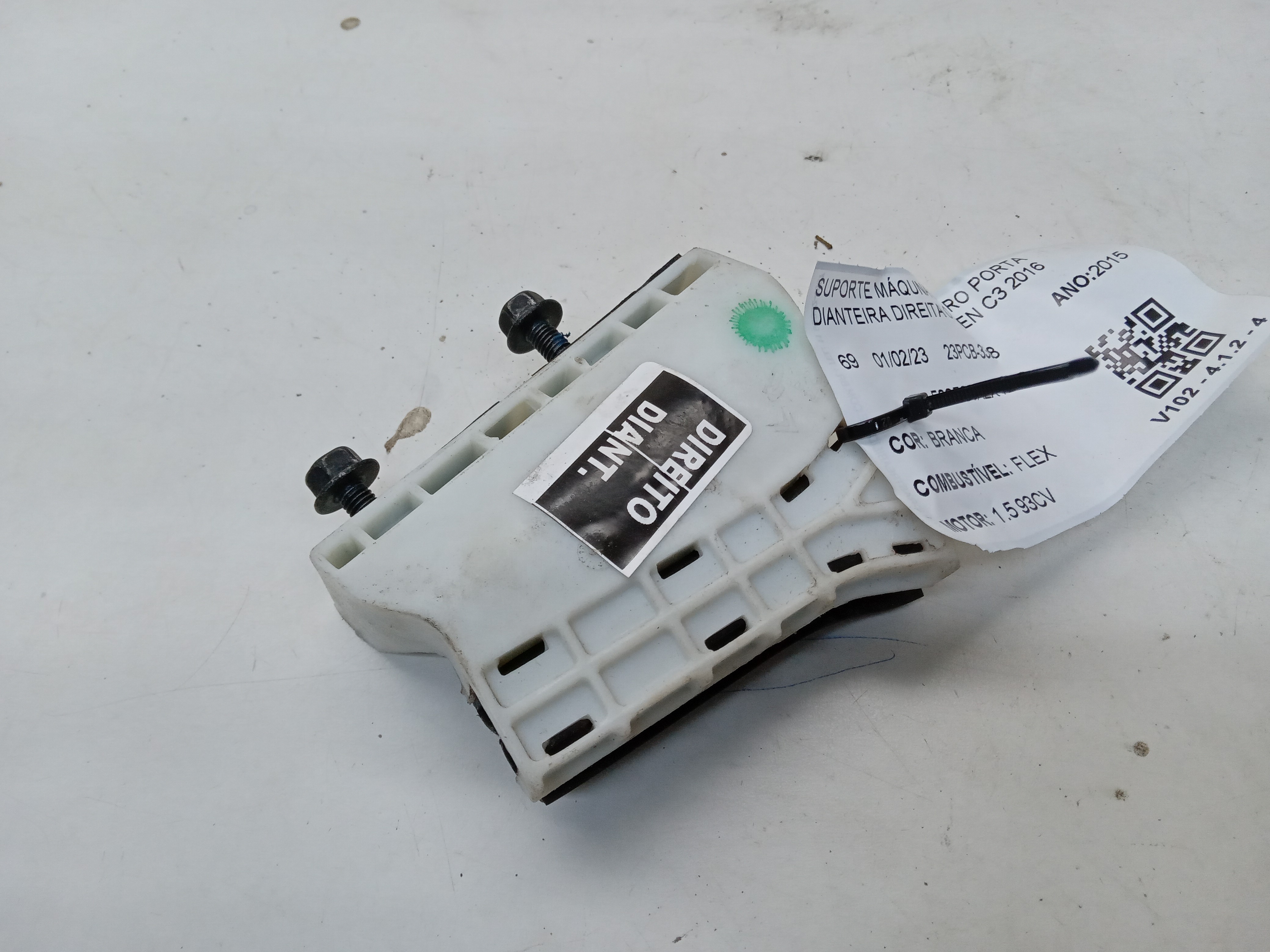 SUPORTE MÁQUNA VIDRO PORTA DIANTEIRA LD CITROEN C3 2