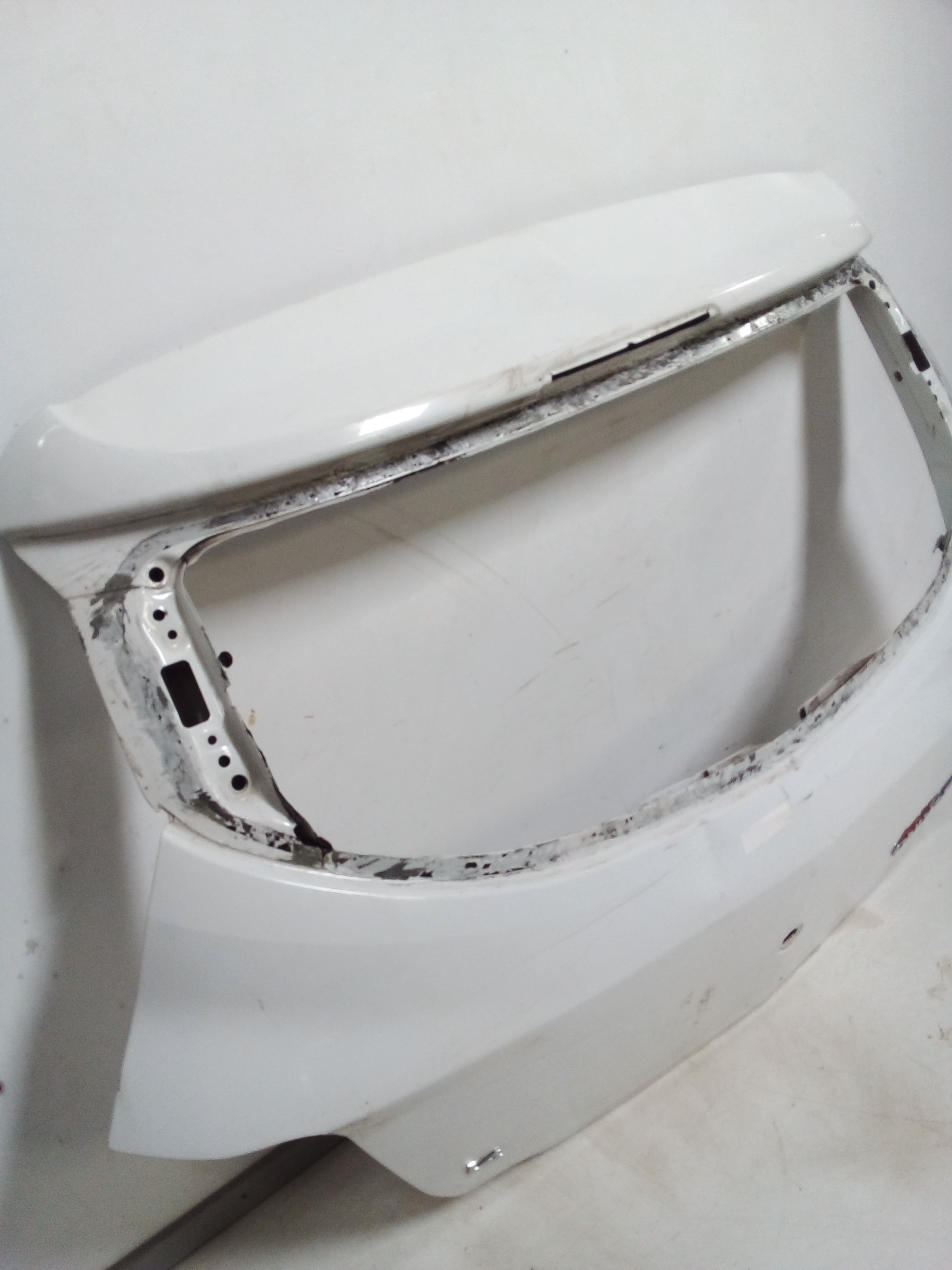 Tampa Traseira Chevrolet Onix 2014 Para Recuperar 4