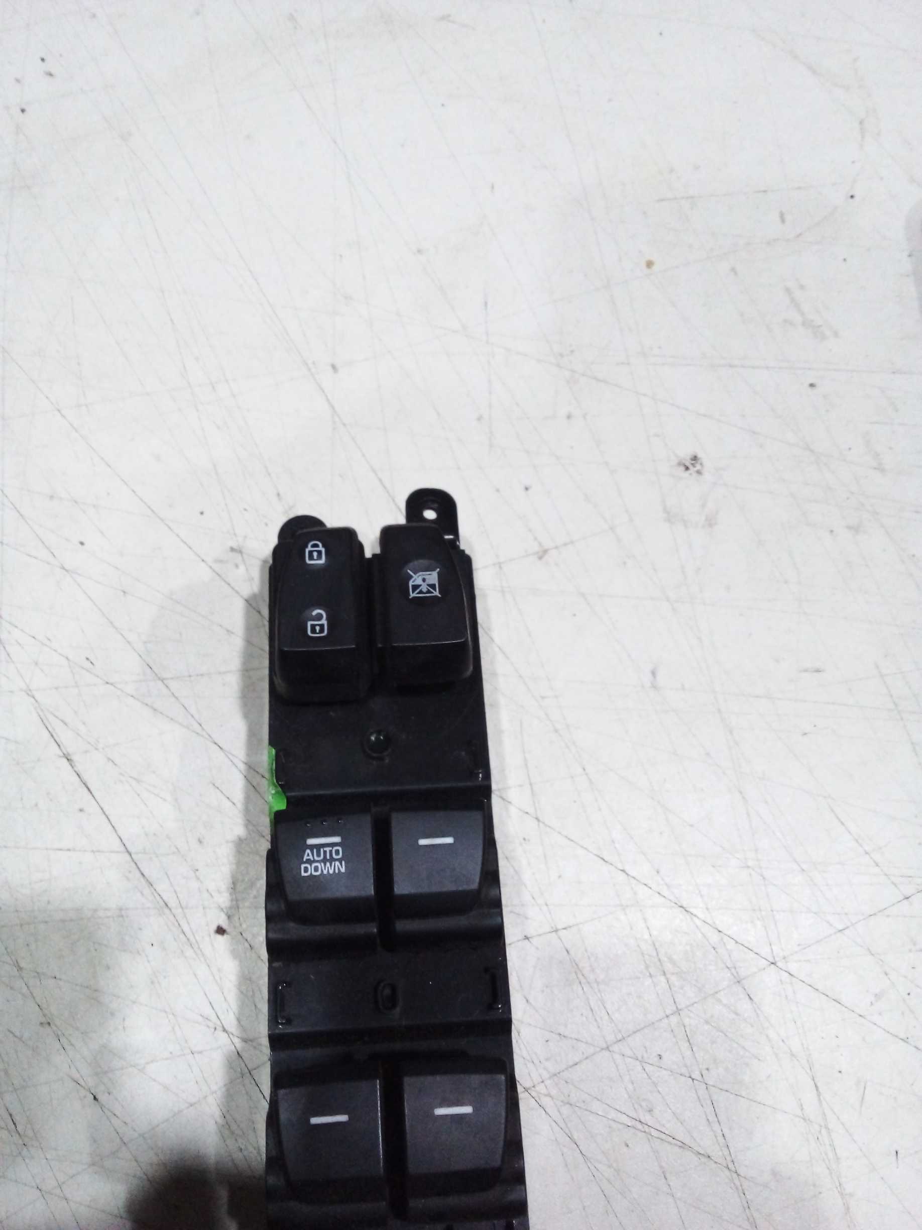 COMANDO VIDRO ELETRICO DIANT ESQ CRETA 2019  93570M42210LT 1